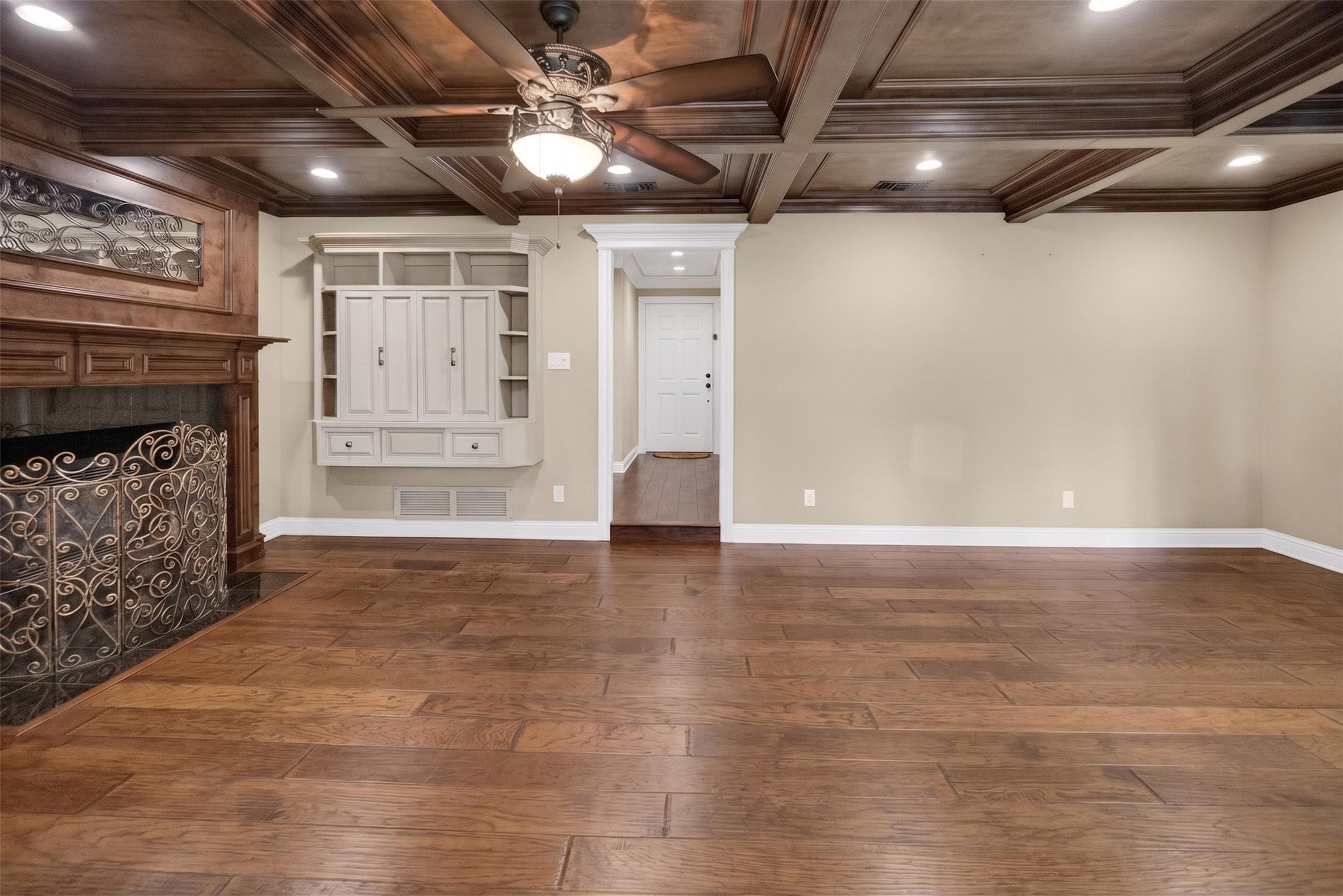 937 Harwood Terrace Bedford TX 76021