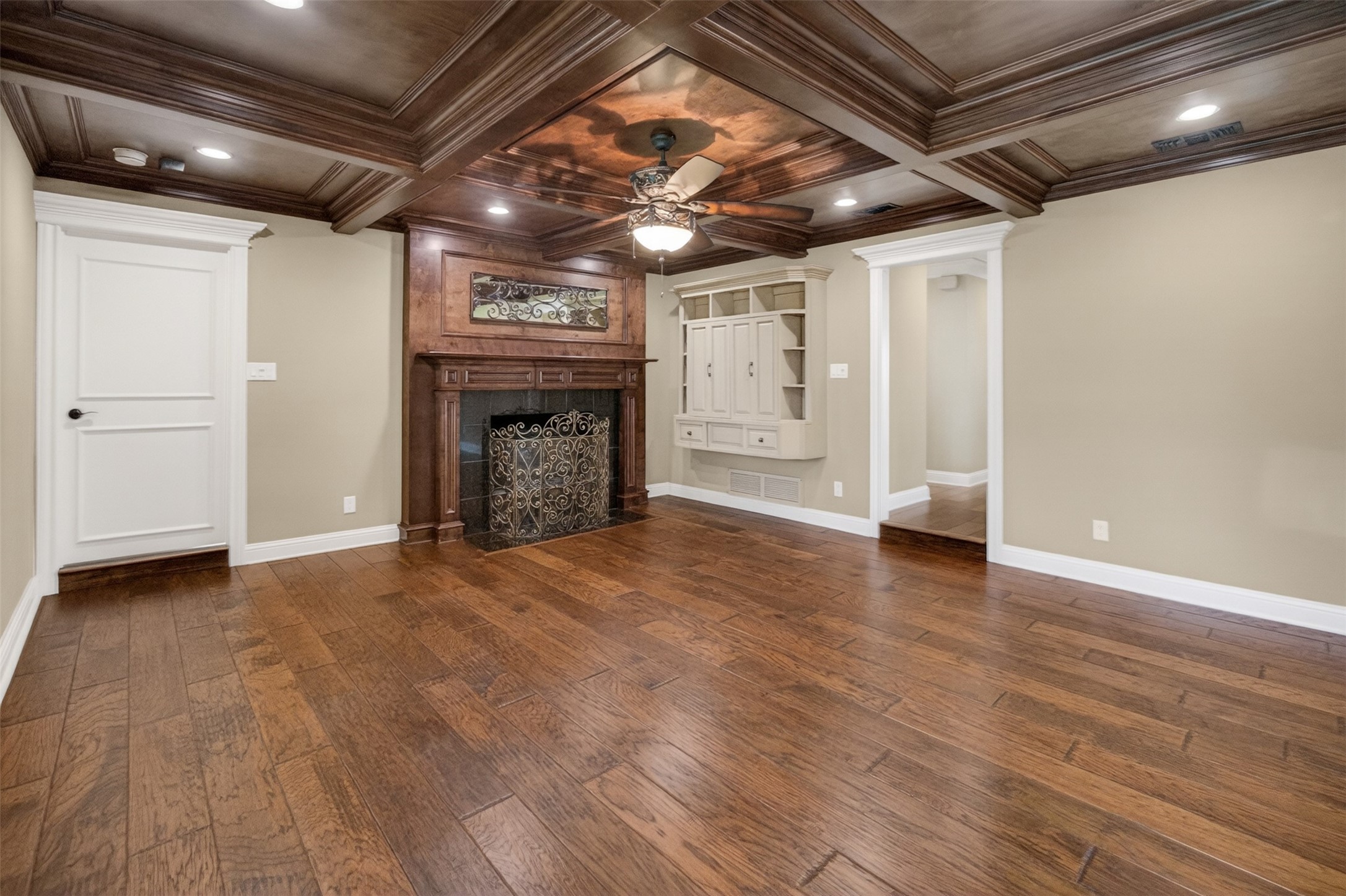 937 Harwood Terrace Bedford TX 76021