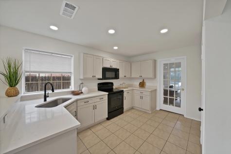 7548 Meadow Creek Drive Fort Worth TX 76123