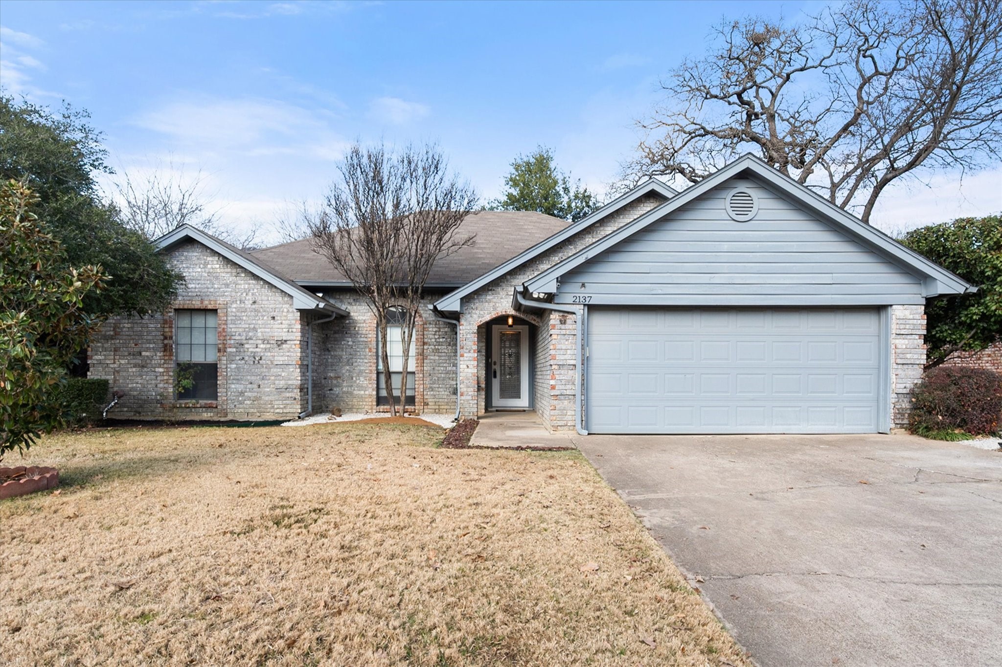 2137 Chapel Downs Drive Arlington TX 76017