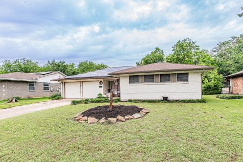 327 Harman Street Duncanville TX 75116