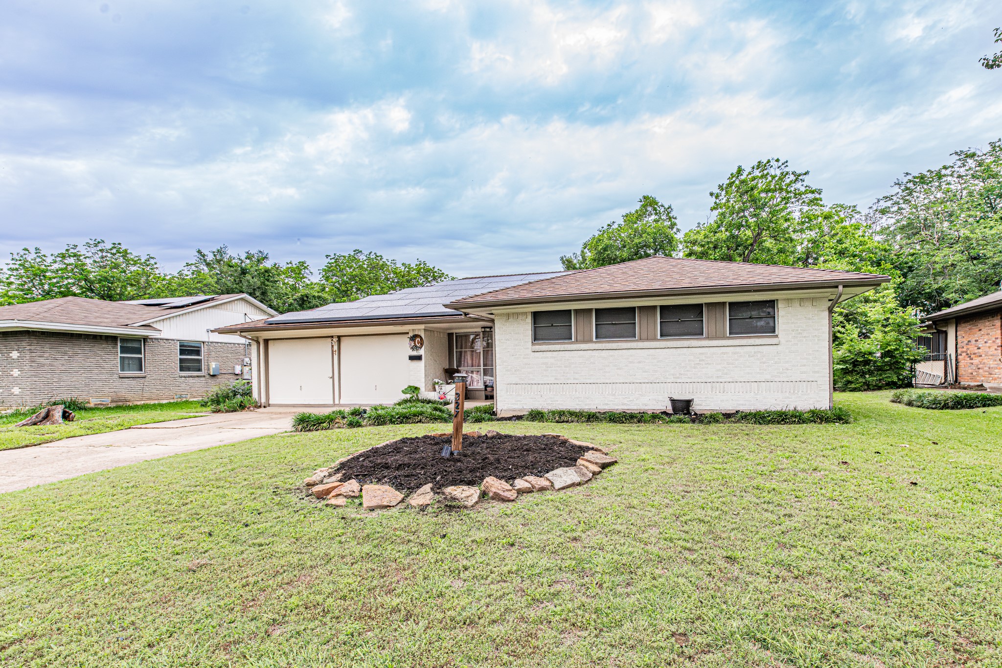 327 Harman Street Duncanville TX 75116