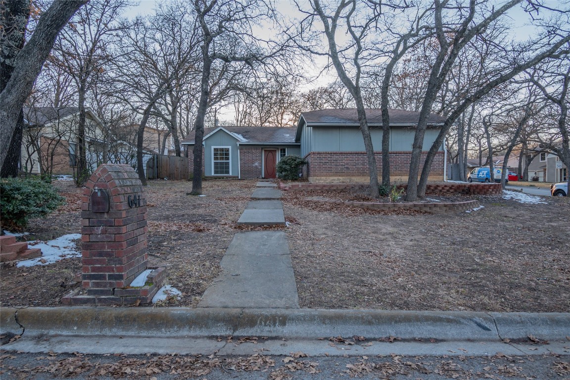 641 Lake Crest Parkway Azle TX 76020