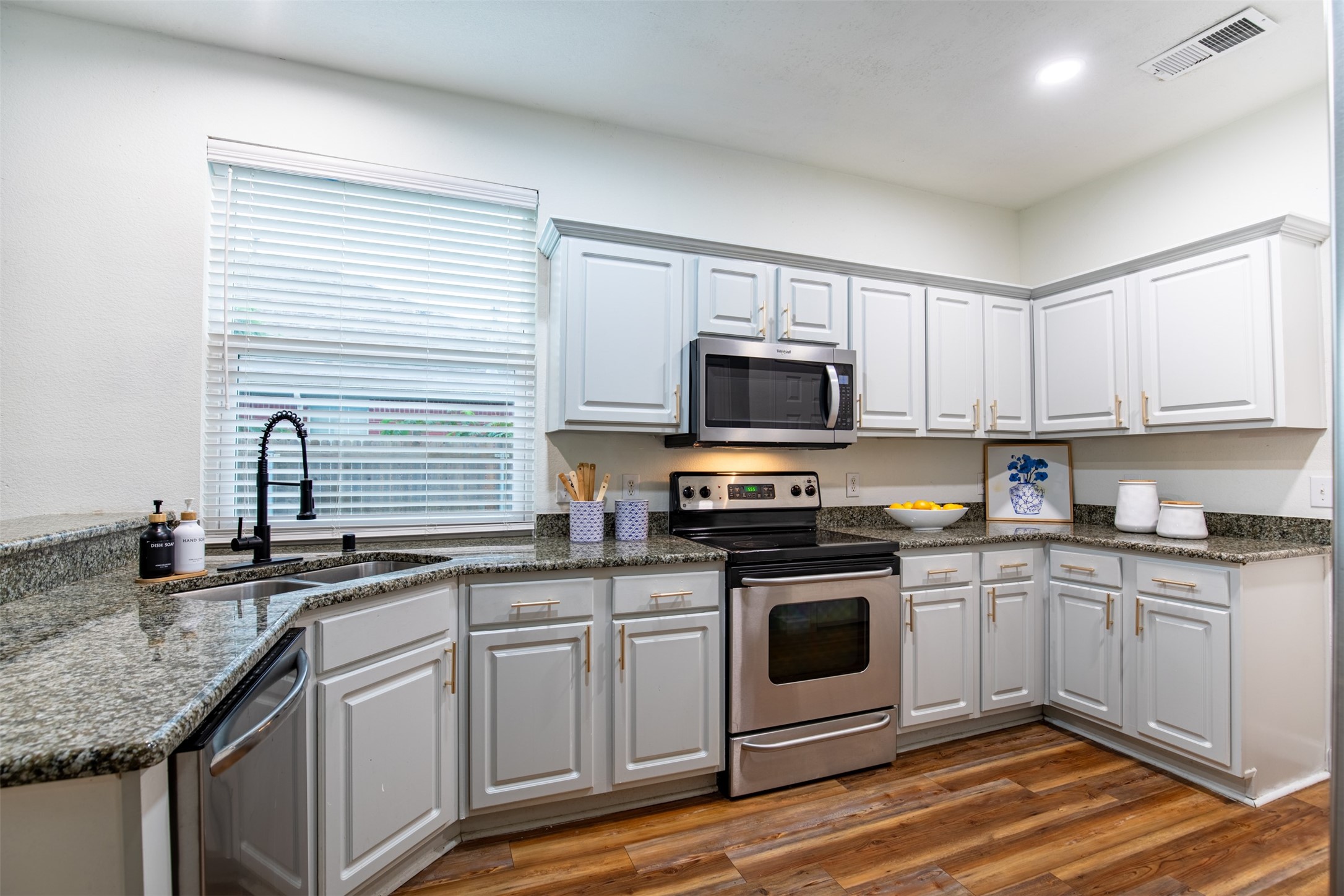 702 River Oak Way Lake Dallas TX 75065