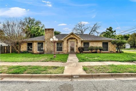 1146 N Lockhart Street Sherman TX 75092
