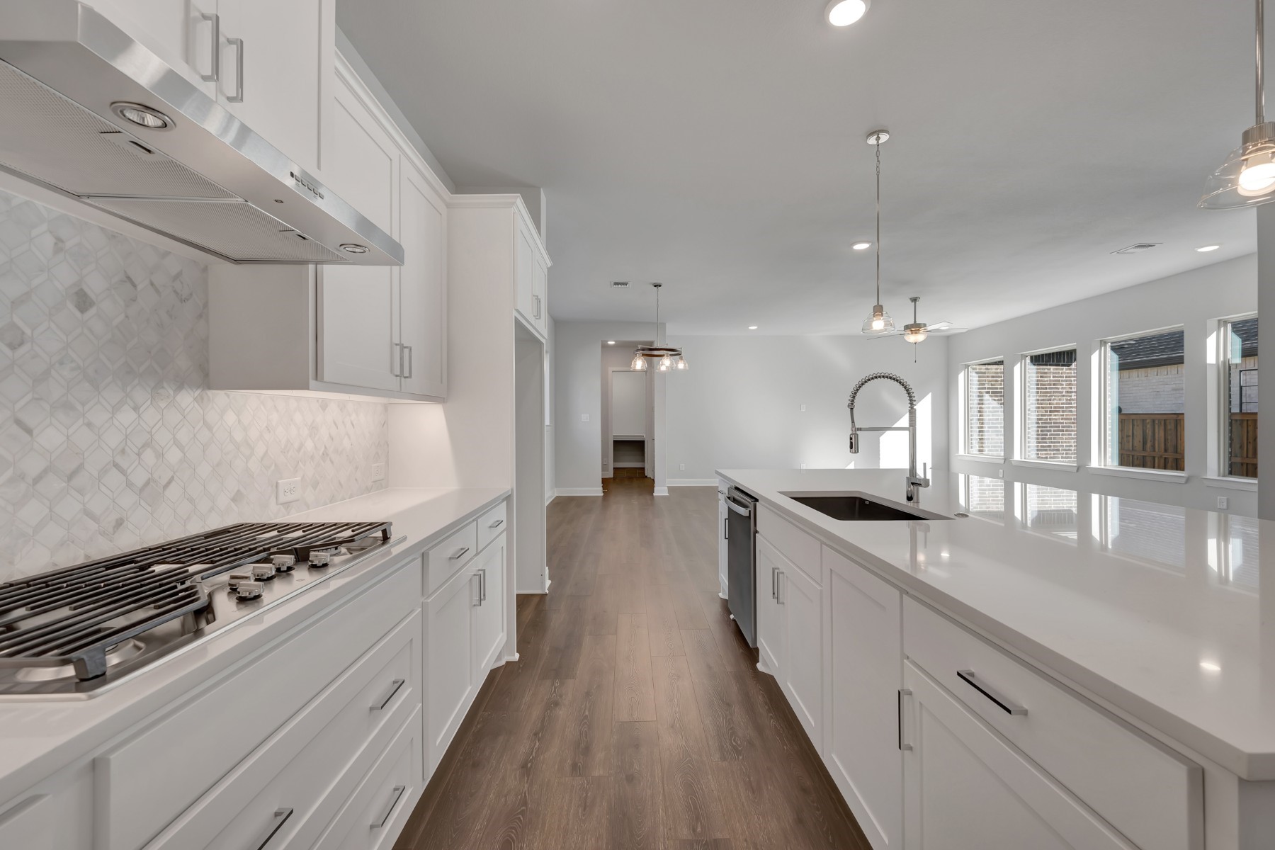 2075 Emerald Grove Drive Arlington TX 76005