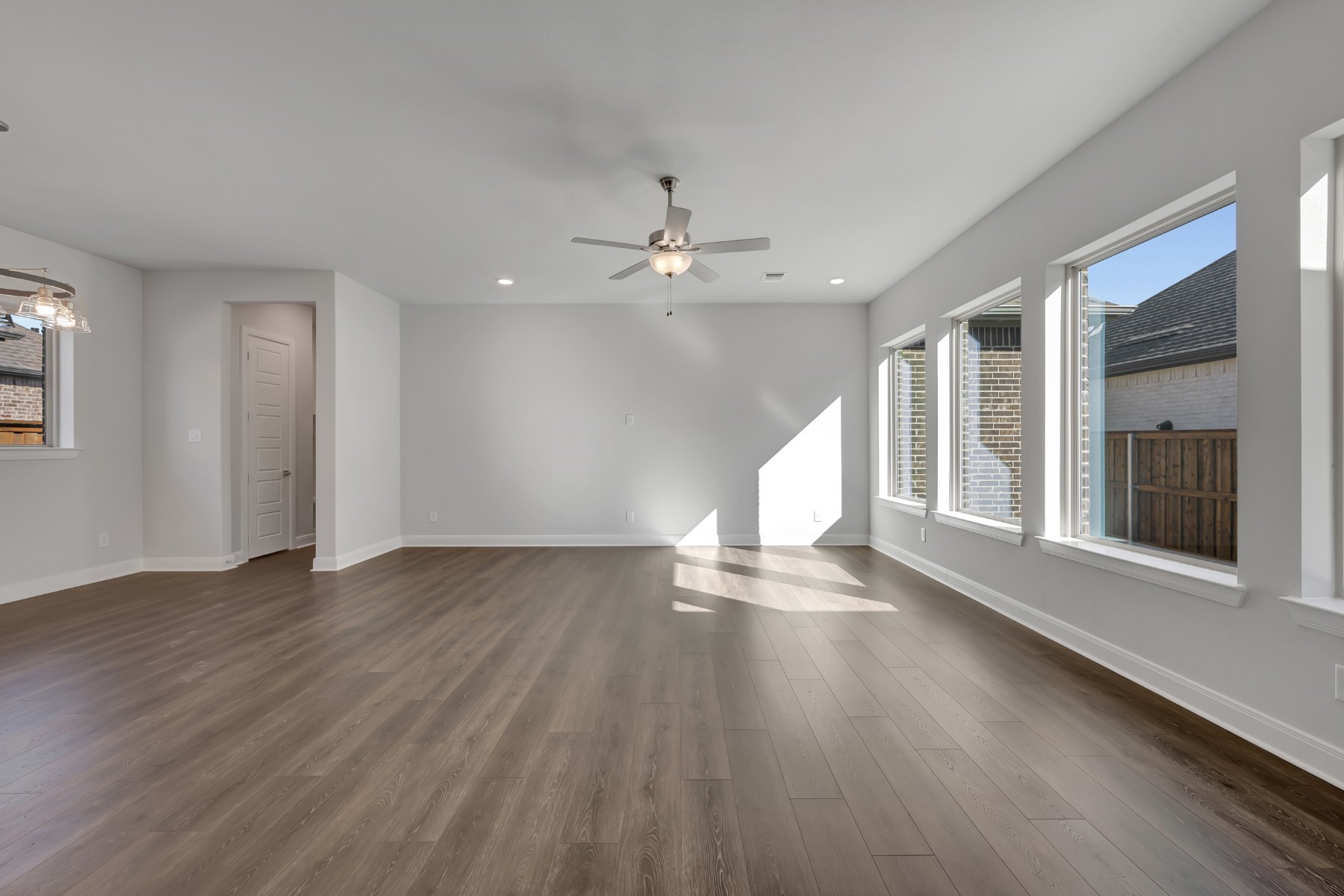 2075 Emerald Grove Drive Arlington TX 76005