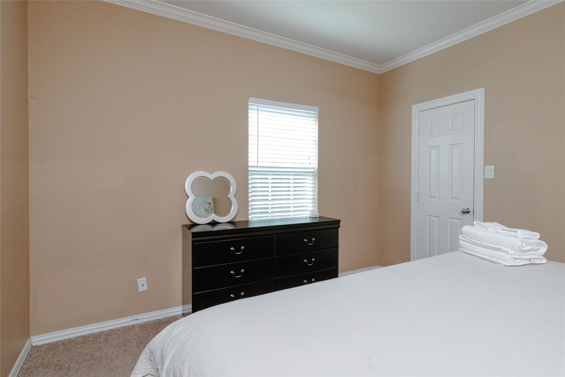 3014 Falls Drive Dallas TX 75211
