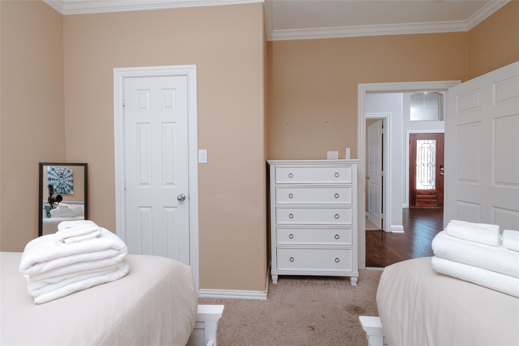 3014 Falls Drive Dallas TX 75211