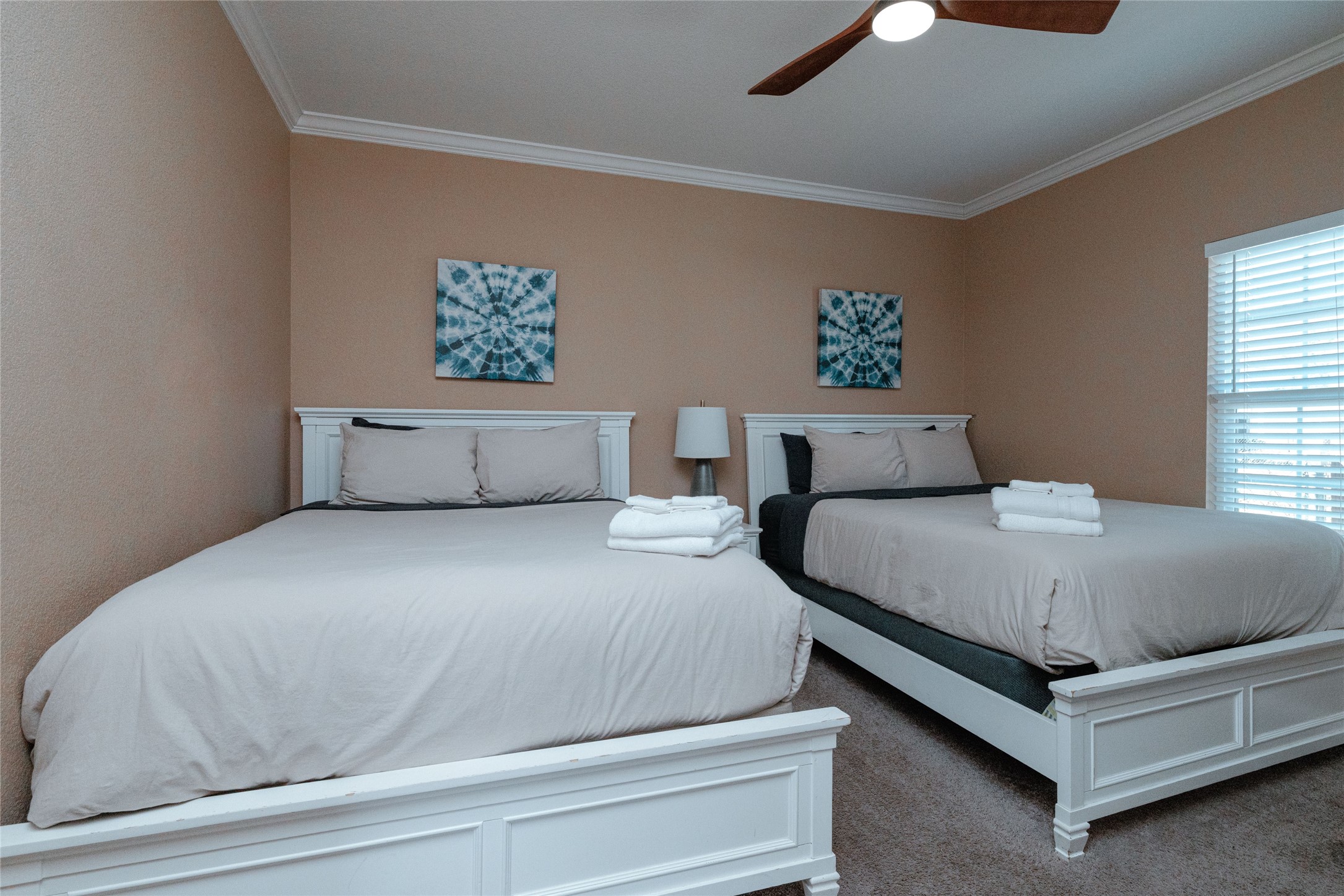 3014 Falls Drive Dallas TX 75211