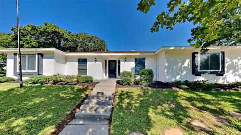 1704 Rock View Court Fort Worth TX 76112