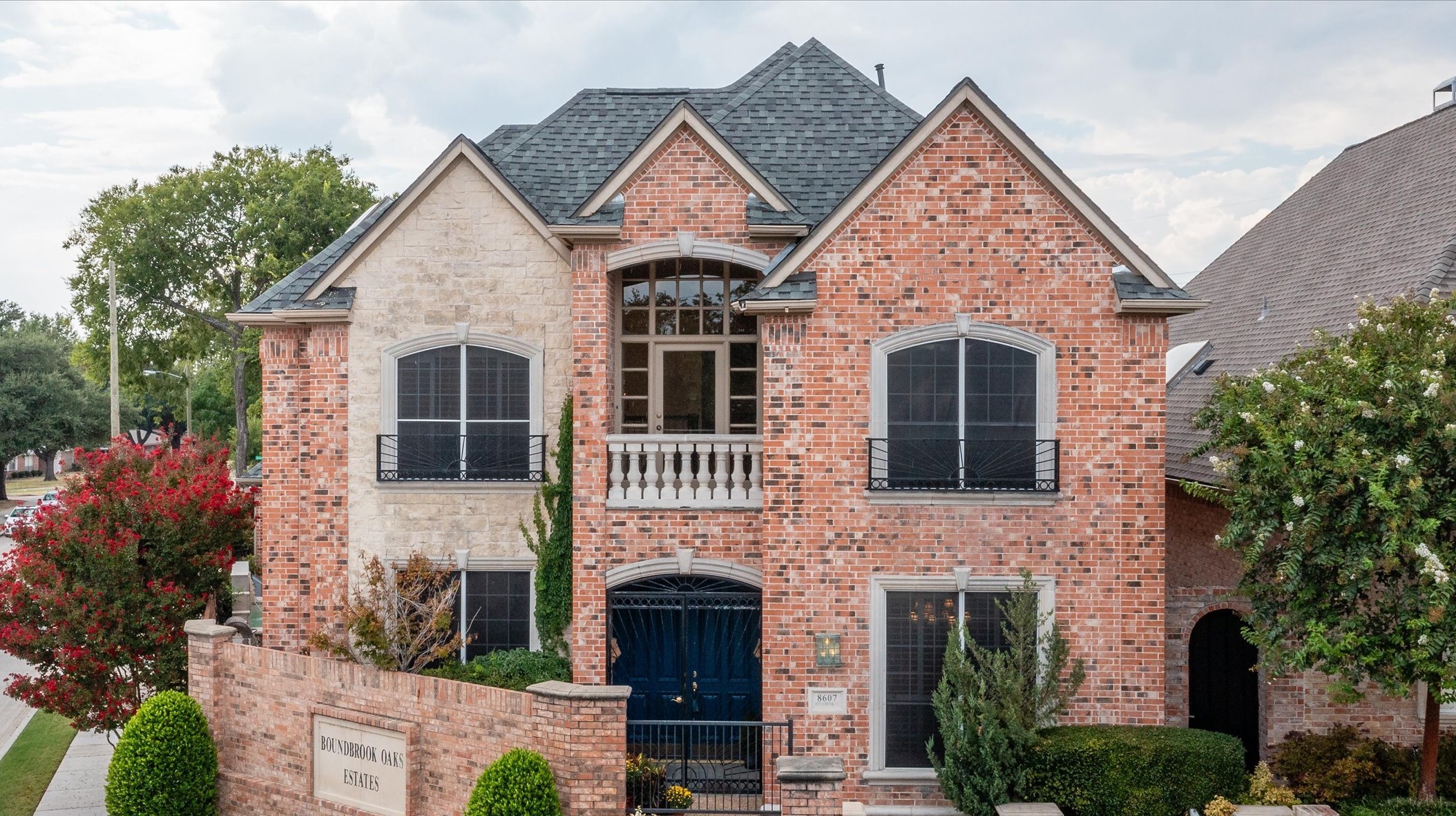 8607 Royalbrook Court Dallas TX 75243