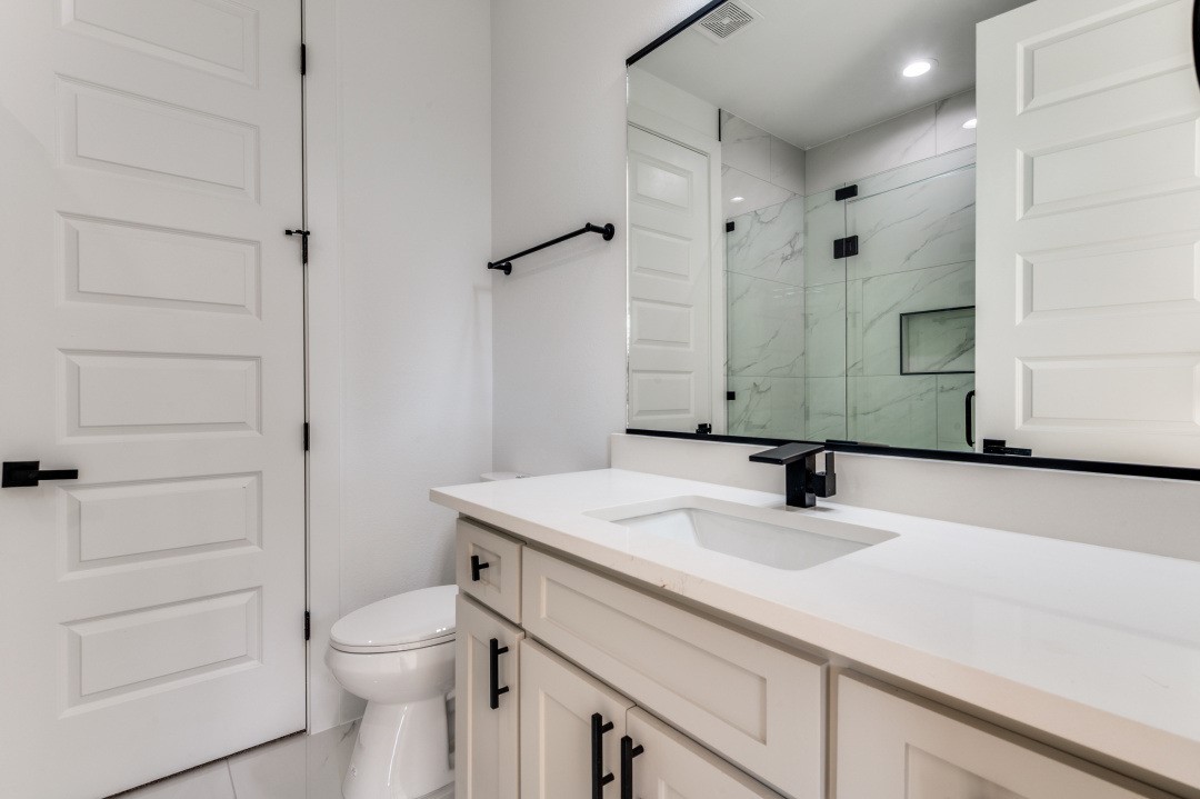 1700 Carriage Creek Drive Desoto TX 75115