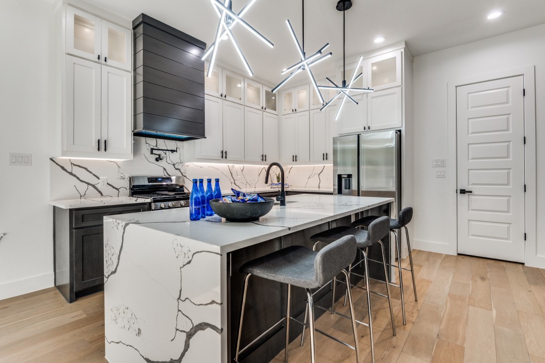 1700 Carriage Creek Drive Desoto TX 75115
