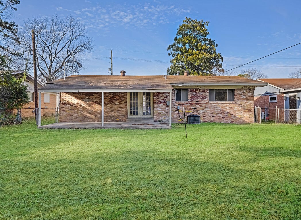 504 Redwater Road Wake Village TX 75501