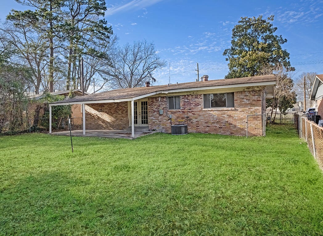 504 Redwater Road Wake Village TX 75501