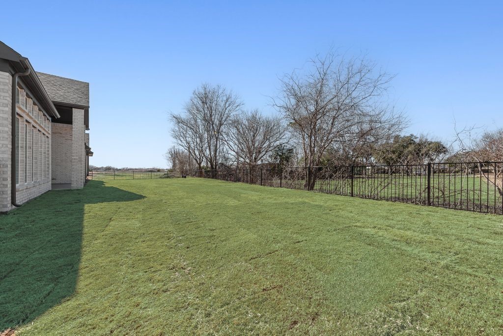 529 Fallen Timber Drive Heath TX 75126