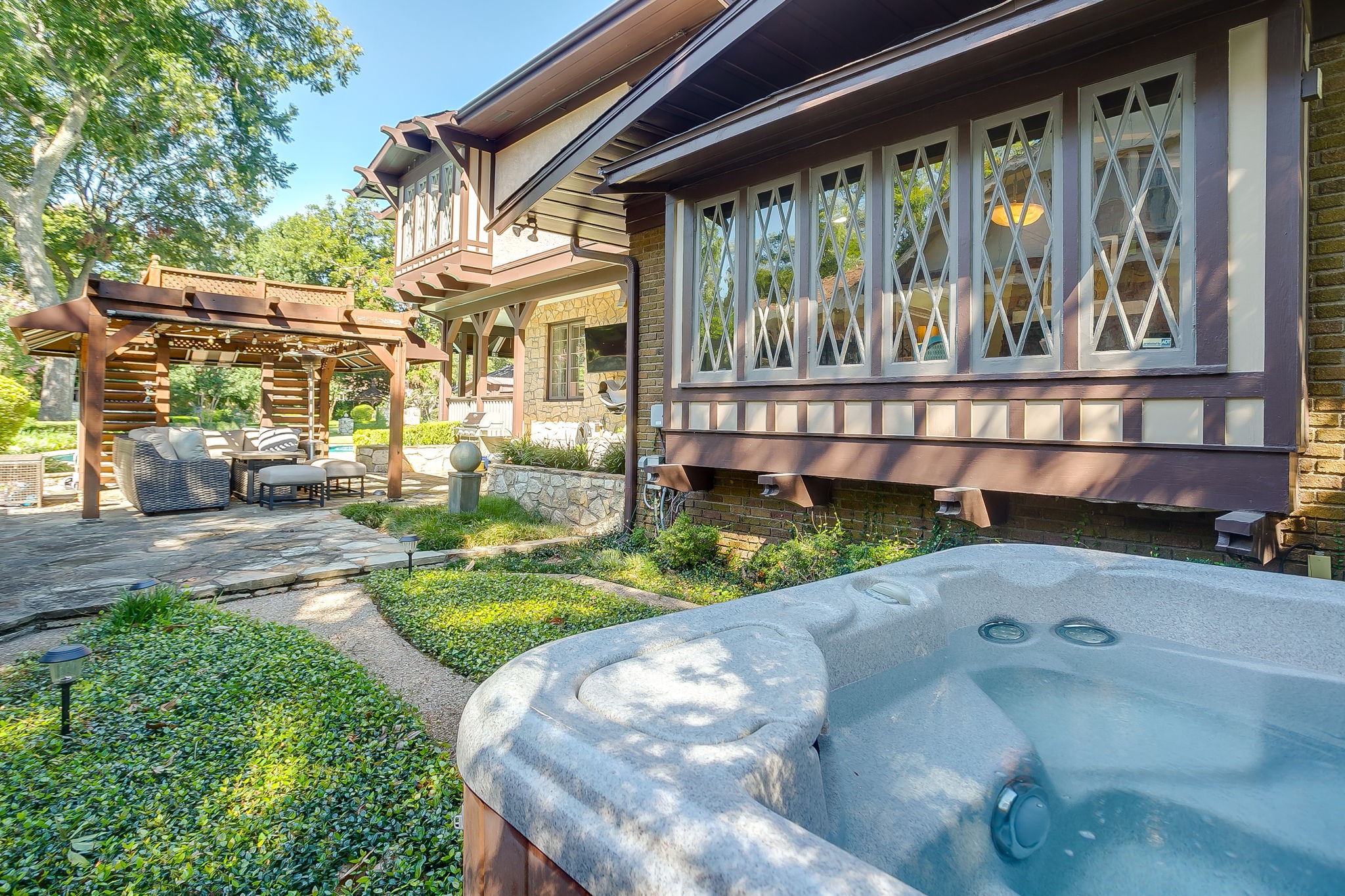 306 Prairie Avenue Cleburne TX 76033