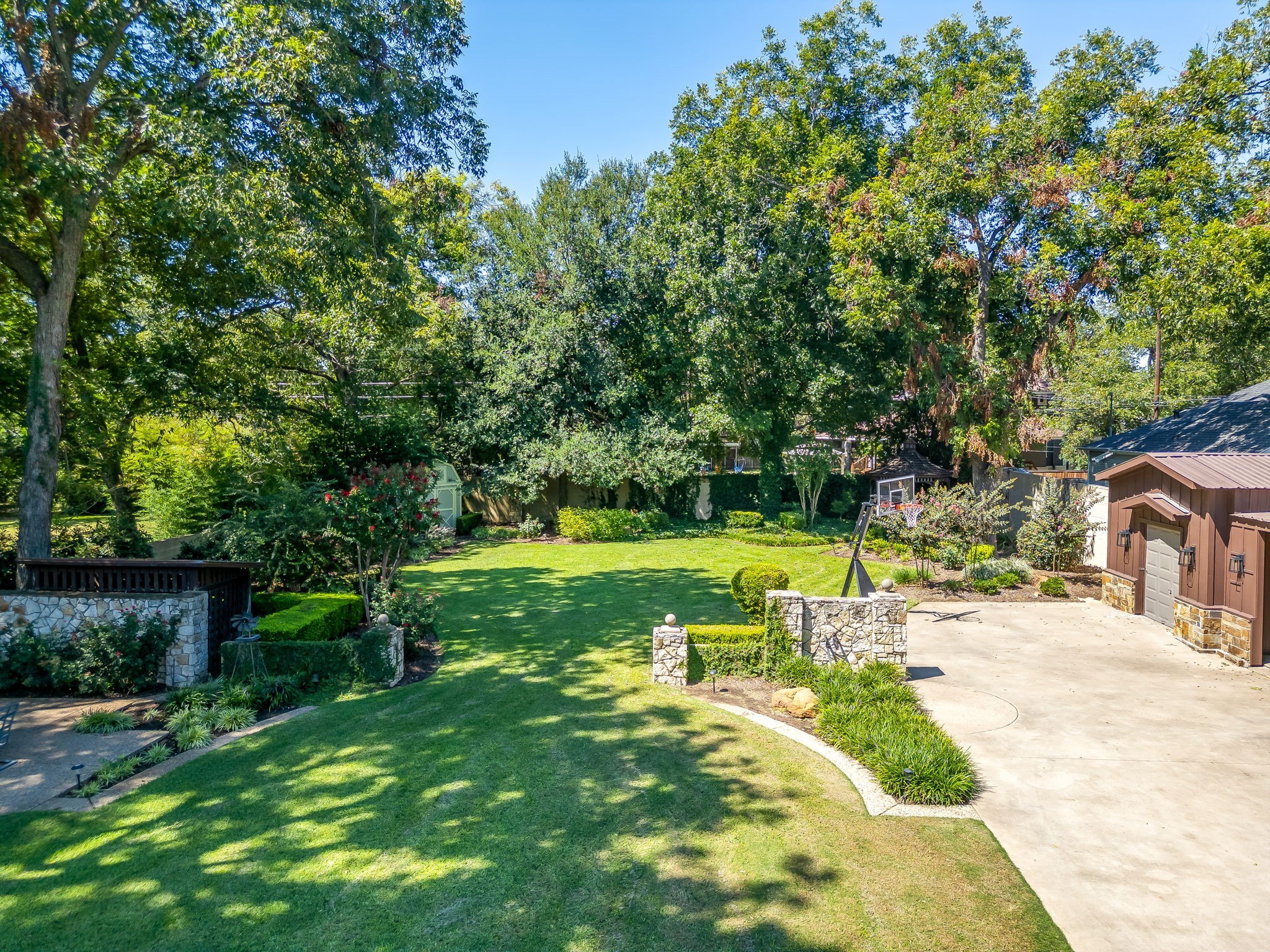 306 Prairie Avenue Cleburne TX 76033
