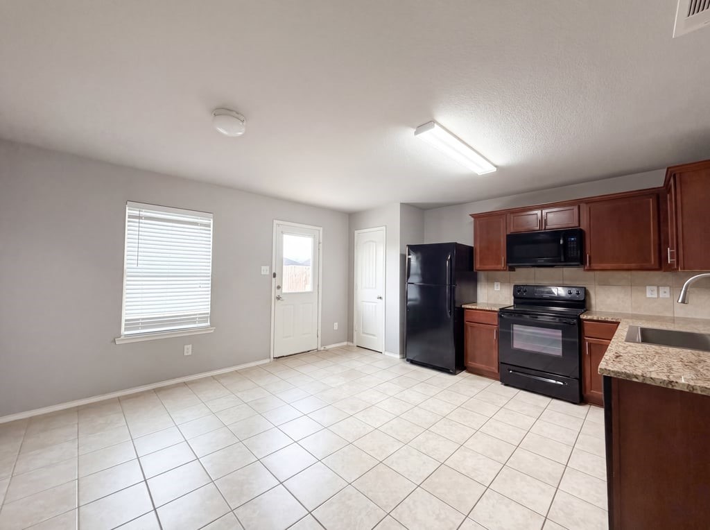 214 Park Avenue Anna TX 75409
