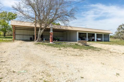 9885 County Road 270 Hico TX 76457