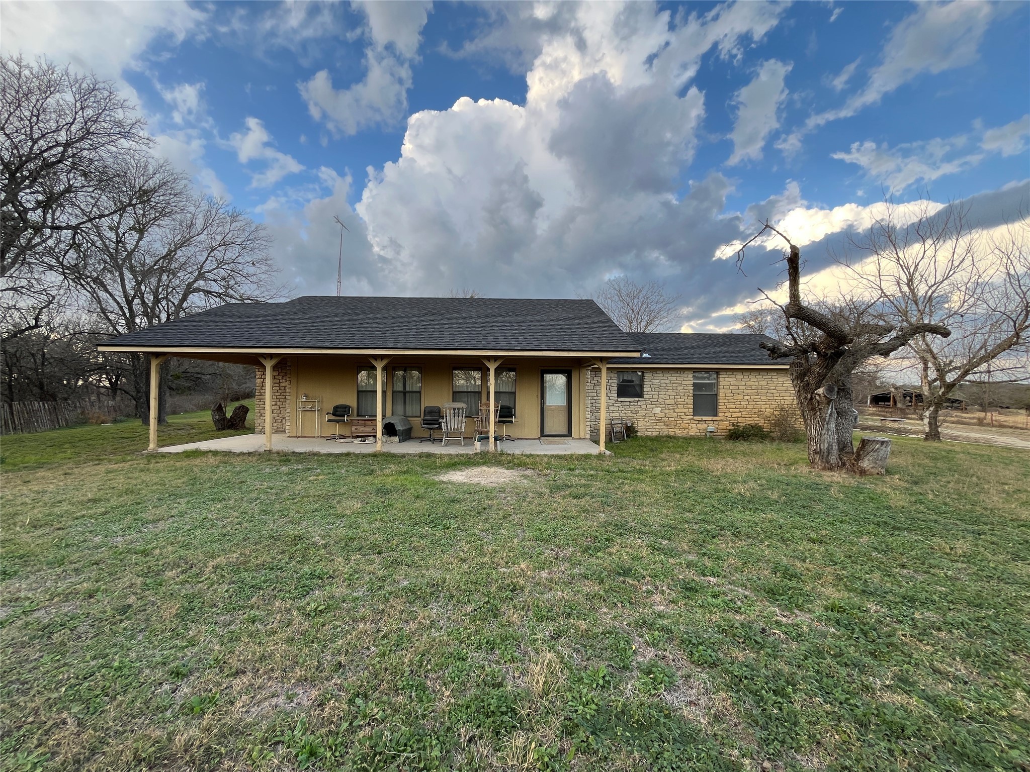 9885 County Road 270 Hico TX 76457