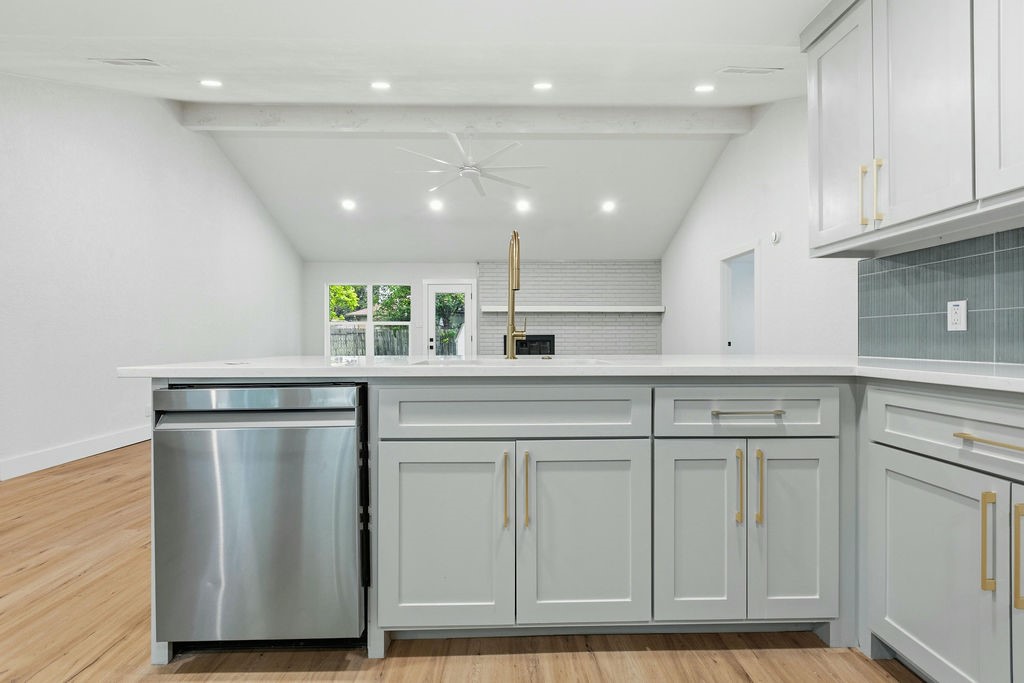 9912 Ivy Leaf Fort Worth TX 76108