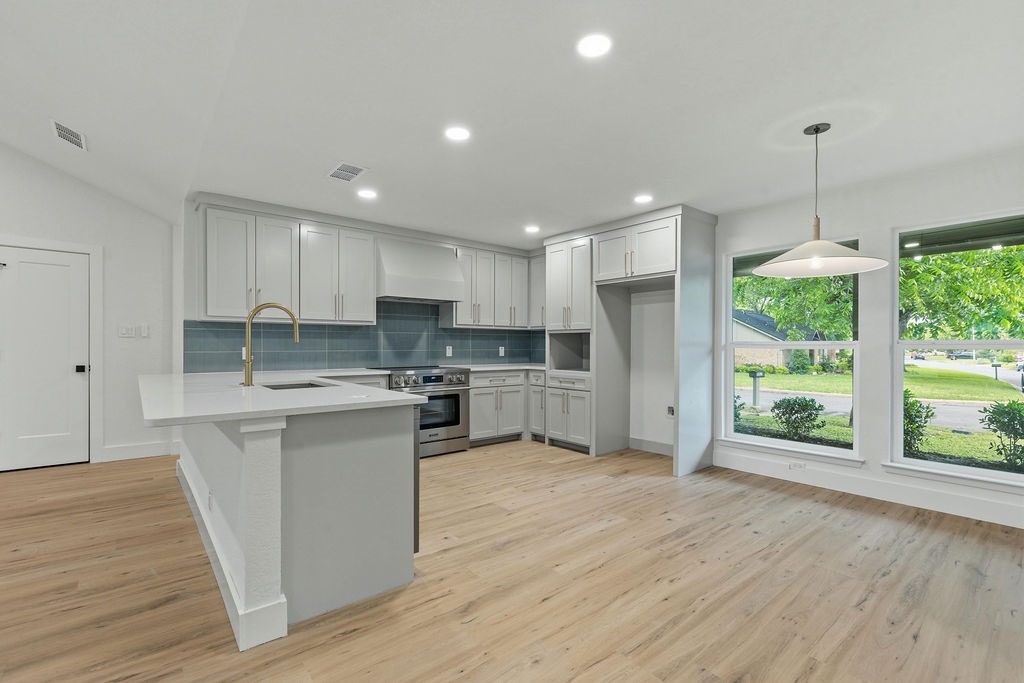 9912 Ivy Leaf Fort Worth TX 76108
