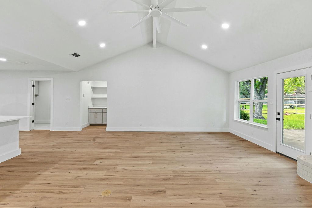 9912 Ivy Leaf Fort Worth TX 76108