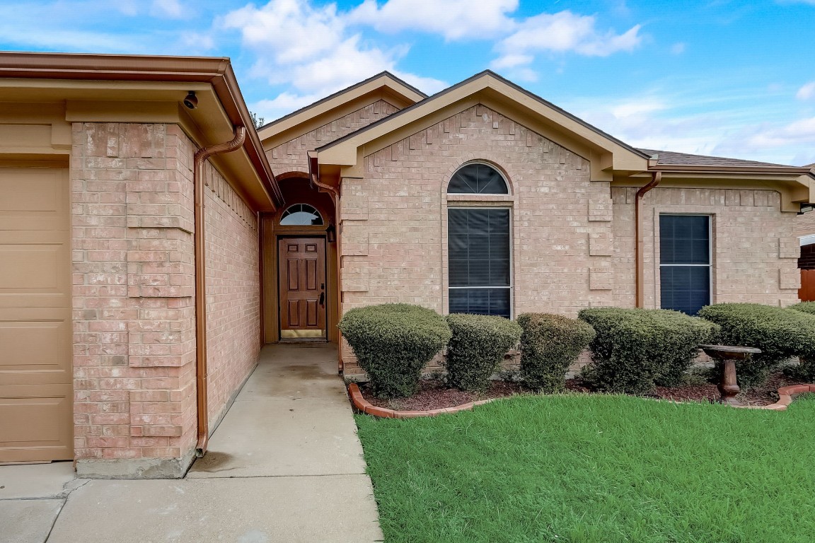 6019 Harwood Crossing Drive Arlington TX 76018