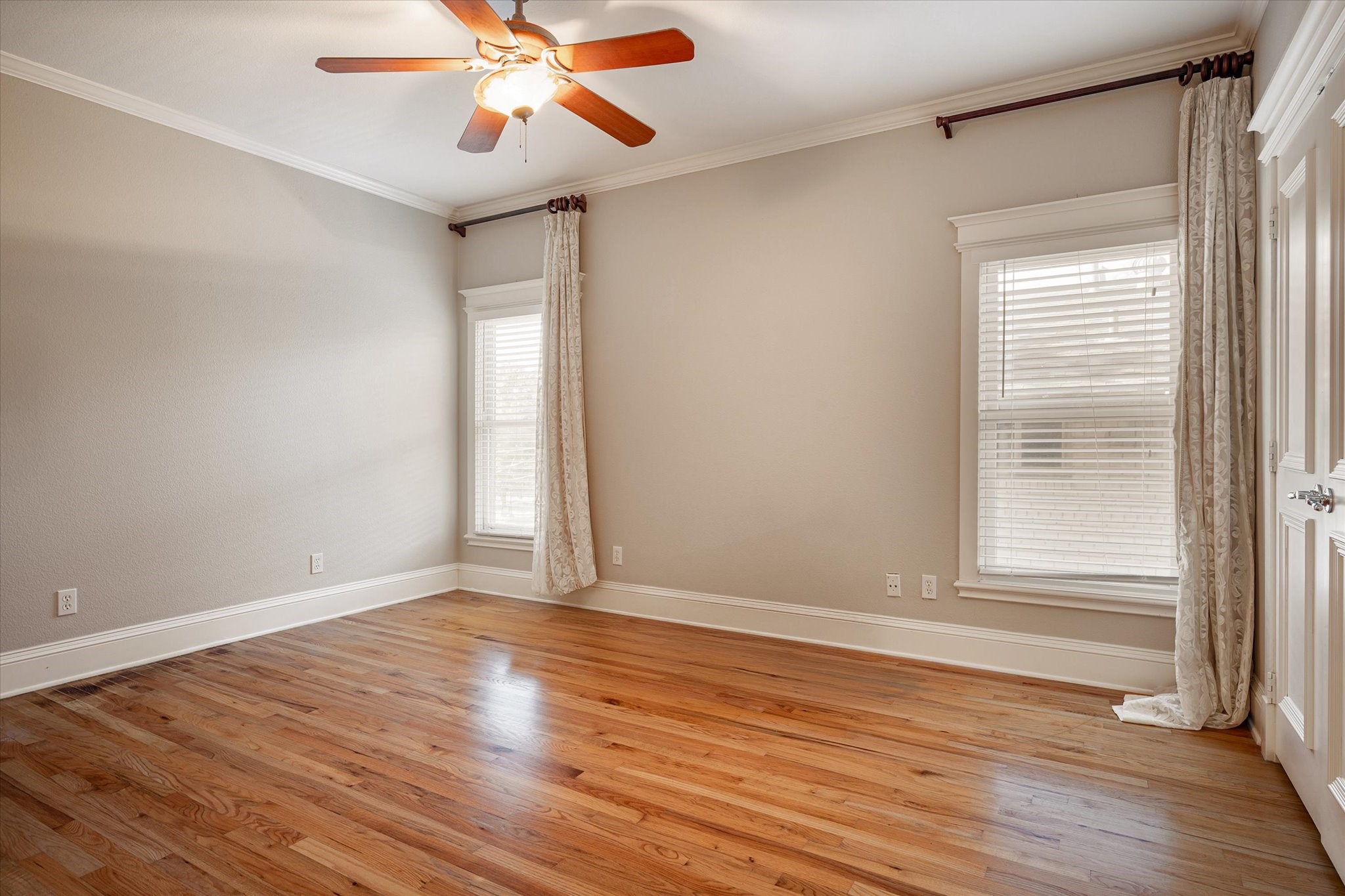 5704 Morningside Avenue Dallas TX 75206
