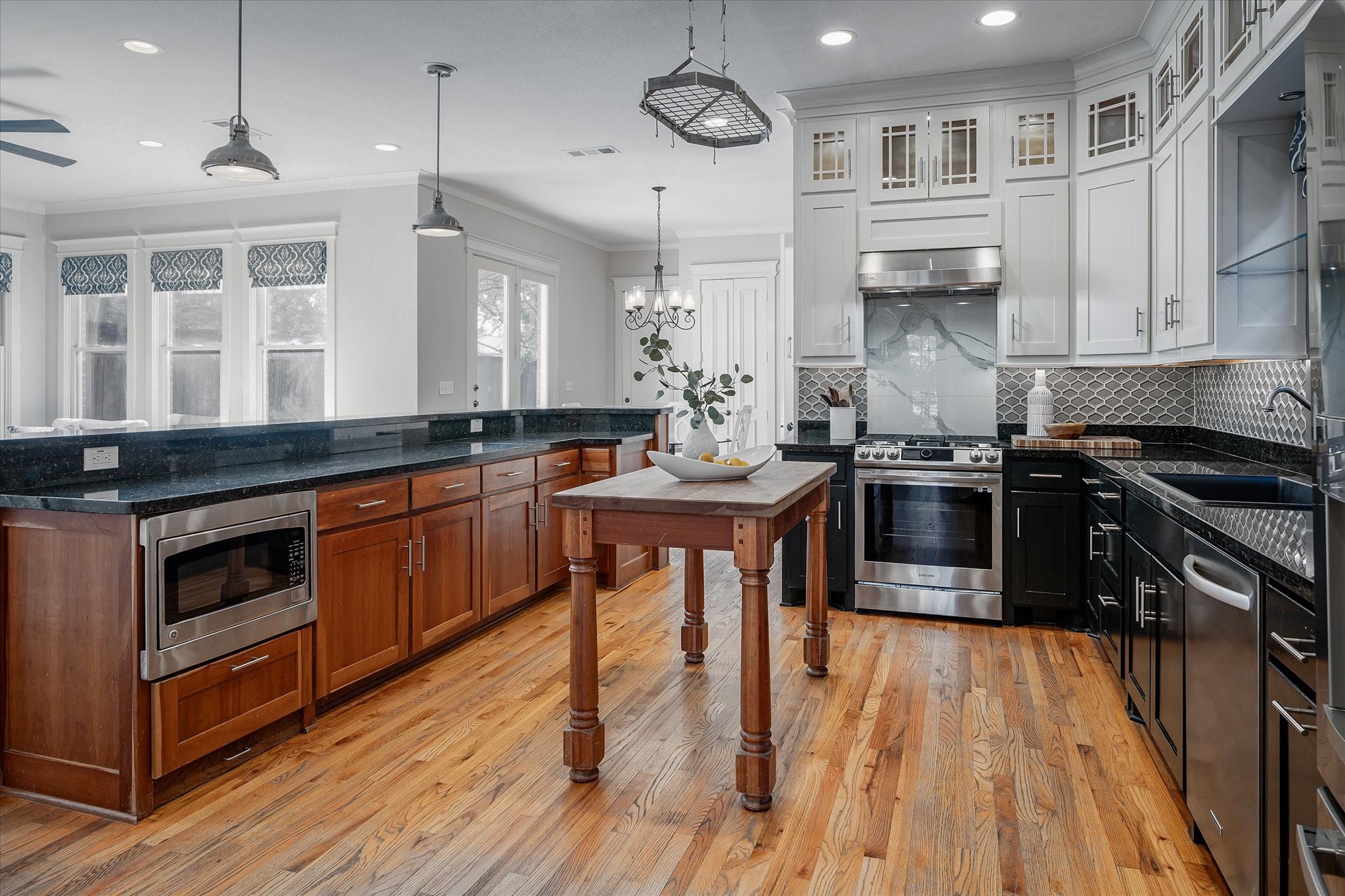 5704 Morningside Avenue Dallas TX 75206