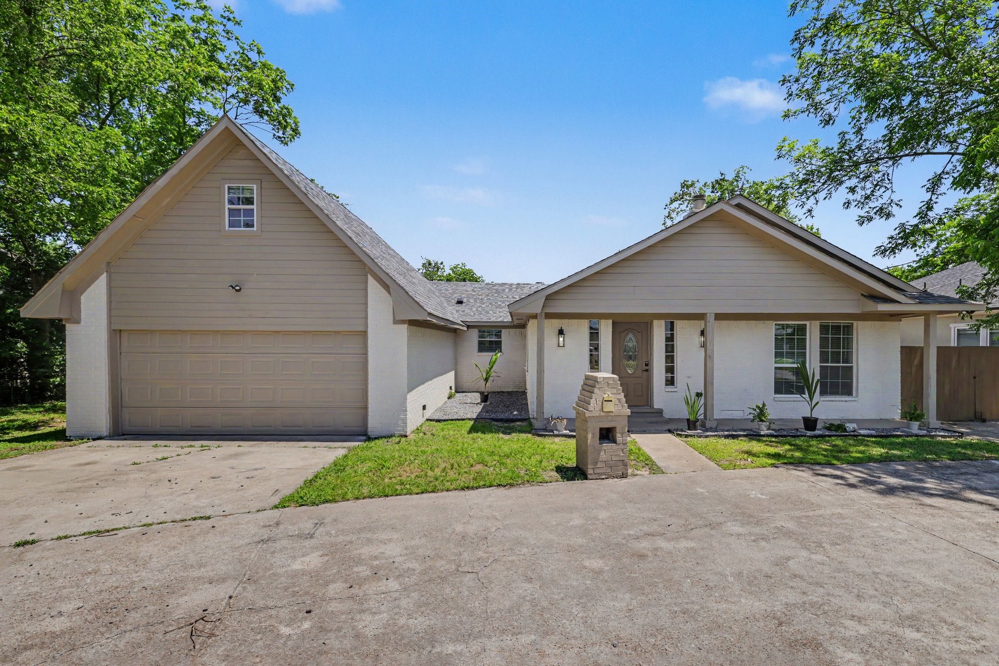 307 Dixon Street Terrell TX 75160