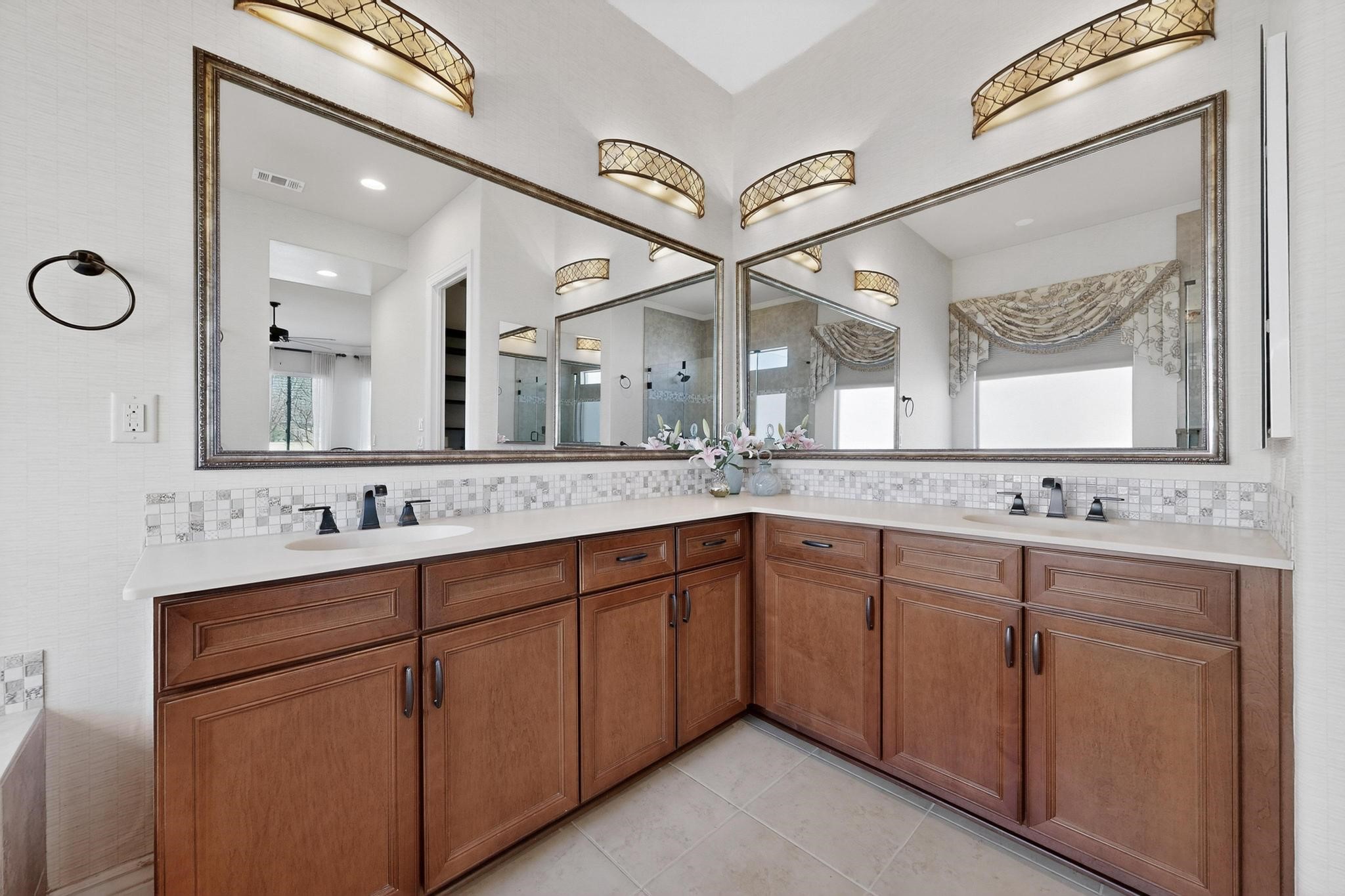 9404 Crestview Drive Denton TX 76207
