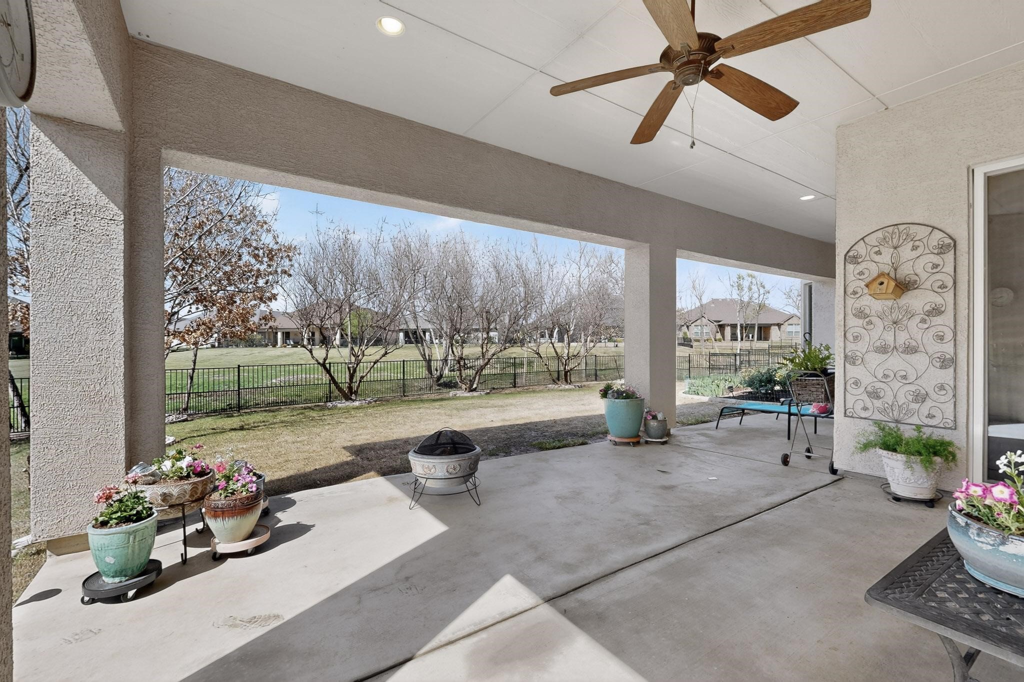 9404 Crestview Drive Denton TX 76207