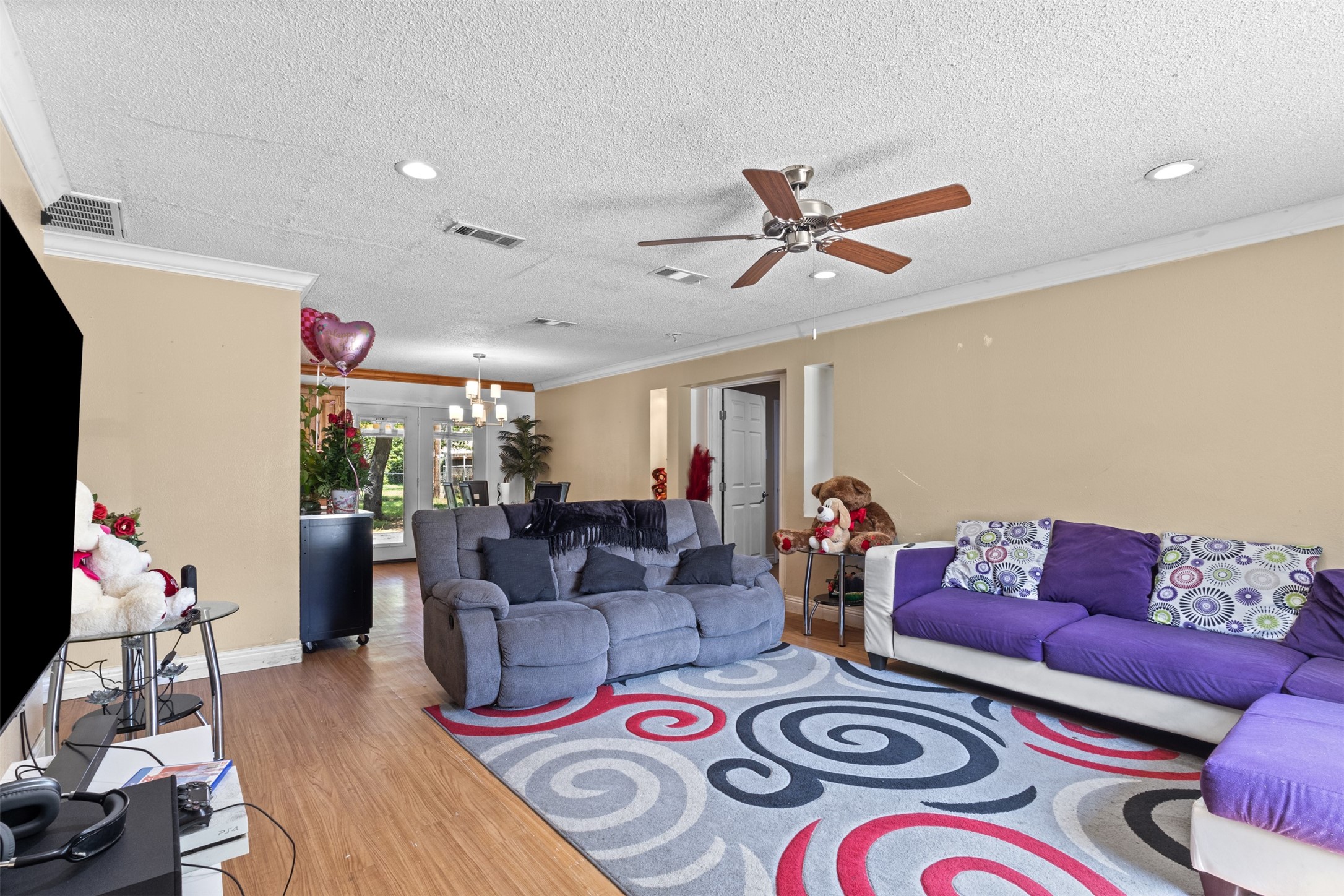 2009 Red Oak Drive Irving TX 75060