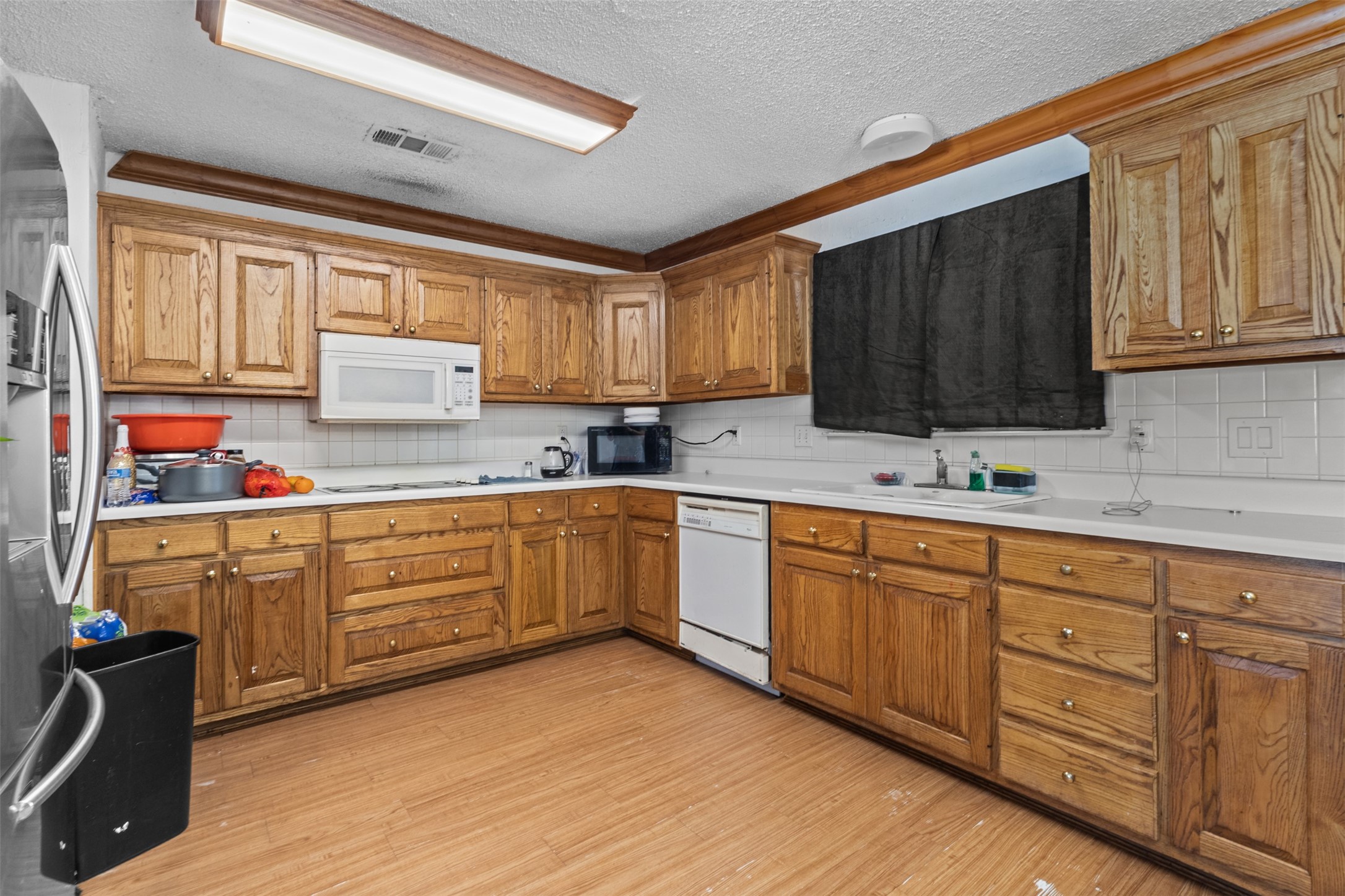 2009 Red Oak Drive Irving TX 75060