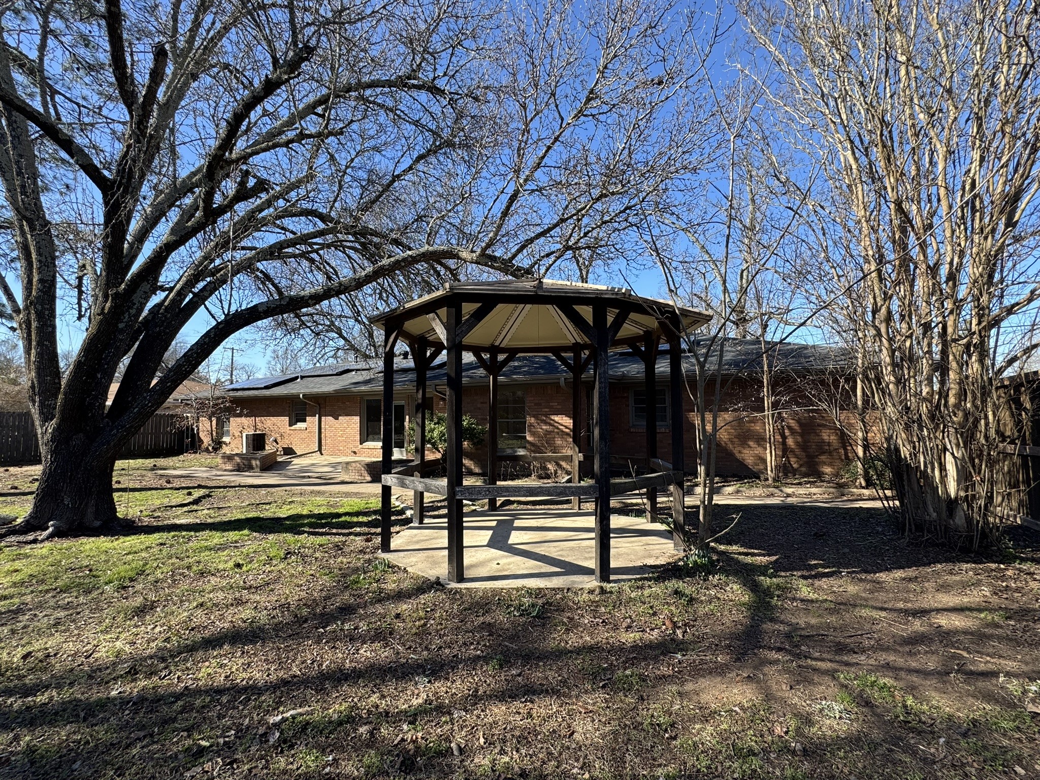 55 SE 31st Street Paris TX 75460