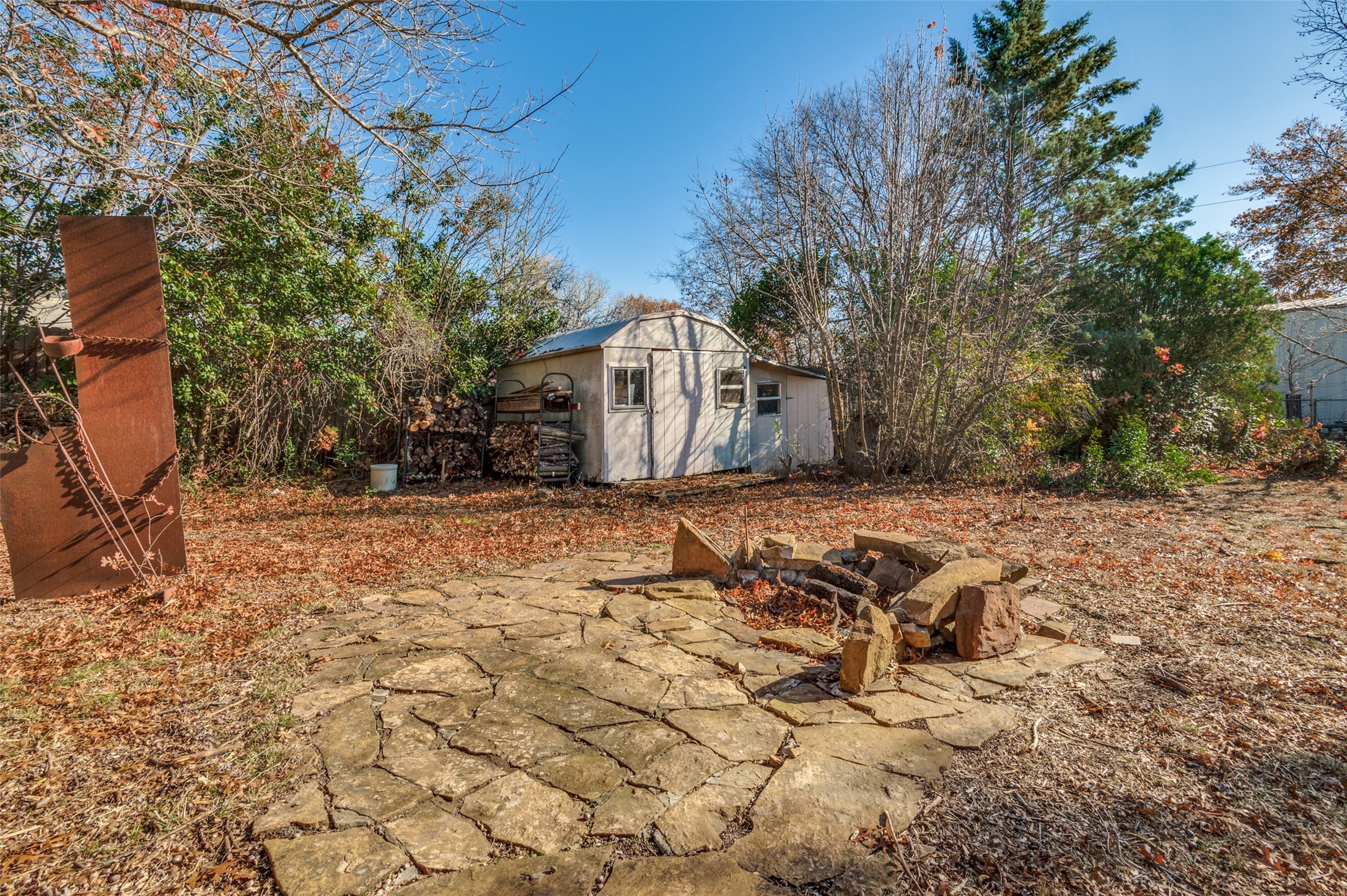 110 Hackberry Drive Oak Leaf TX 75154