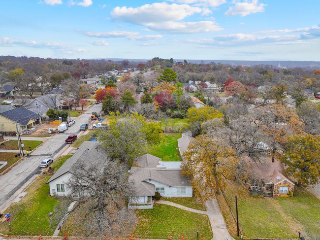 320 W Russell Street Weatherford TX 76086