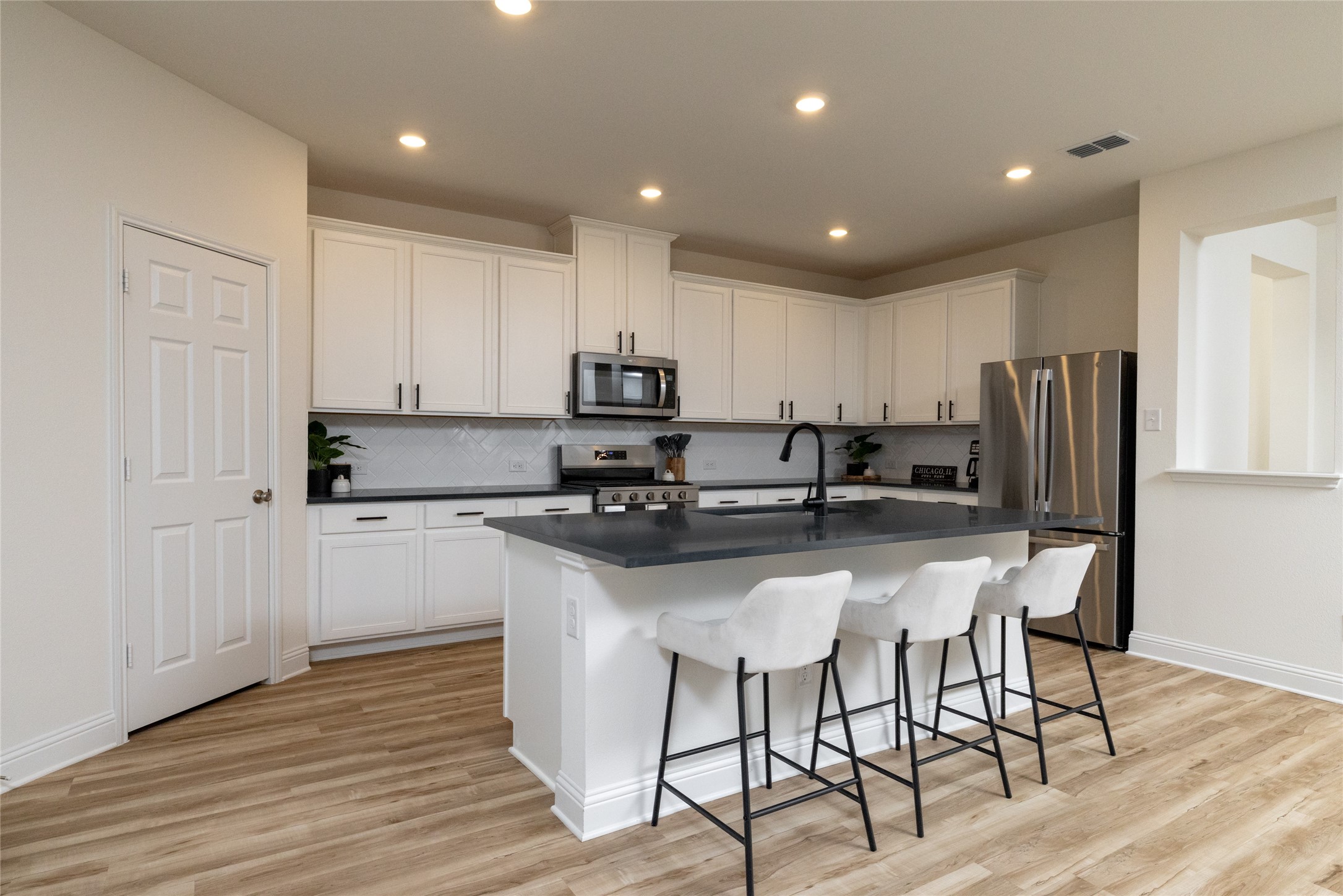 212 Colvin Lane Justin TX 76247