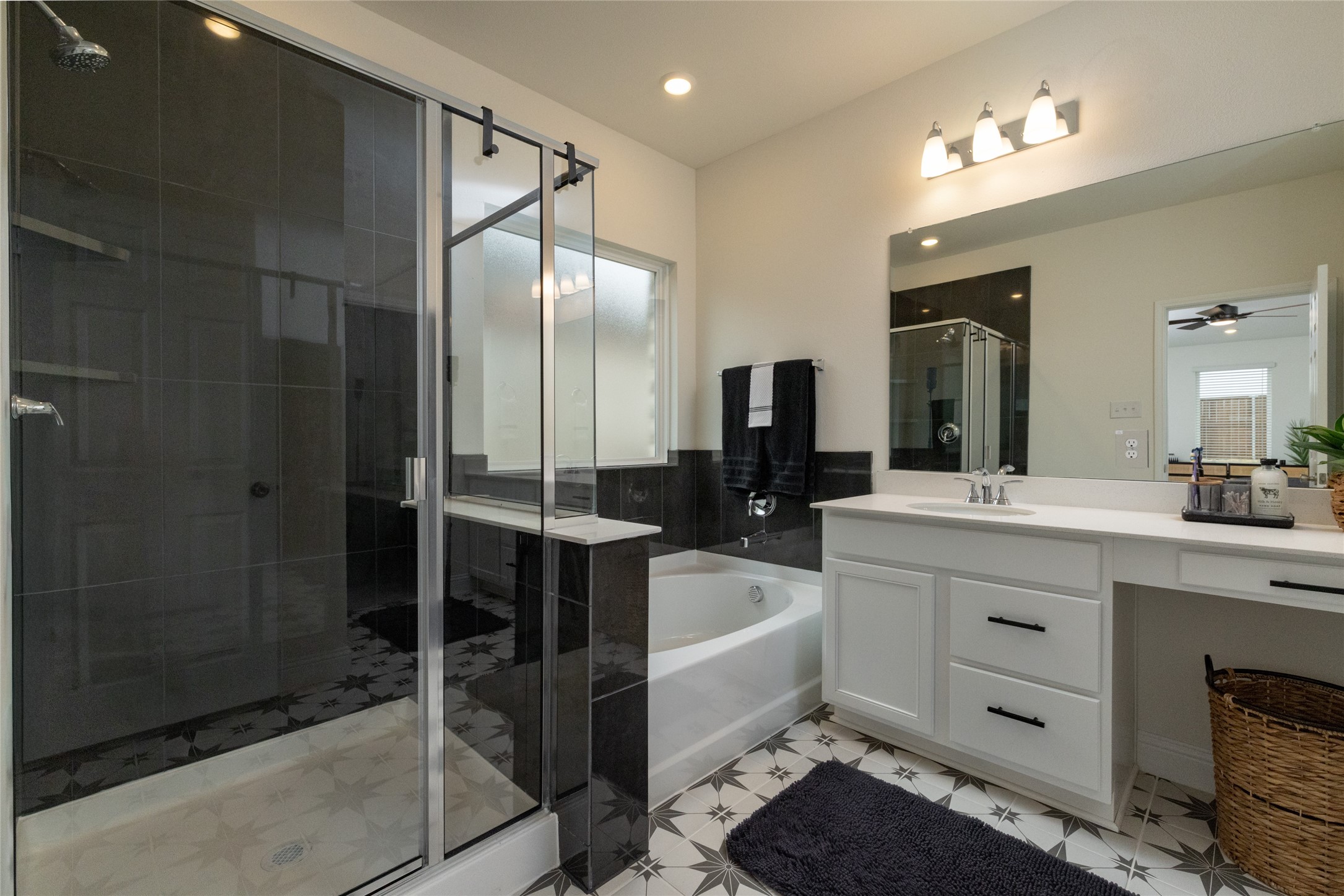 212 Colvin Lane Justin TX 76247