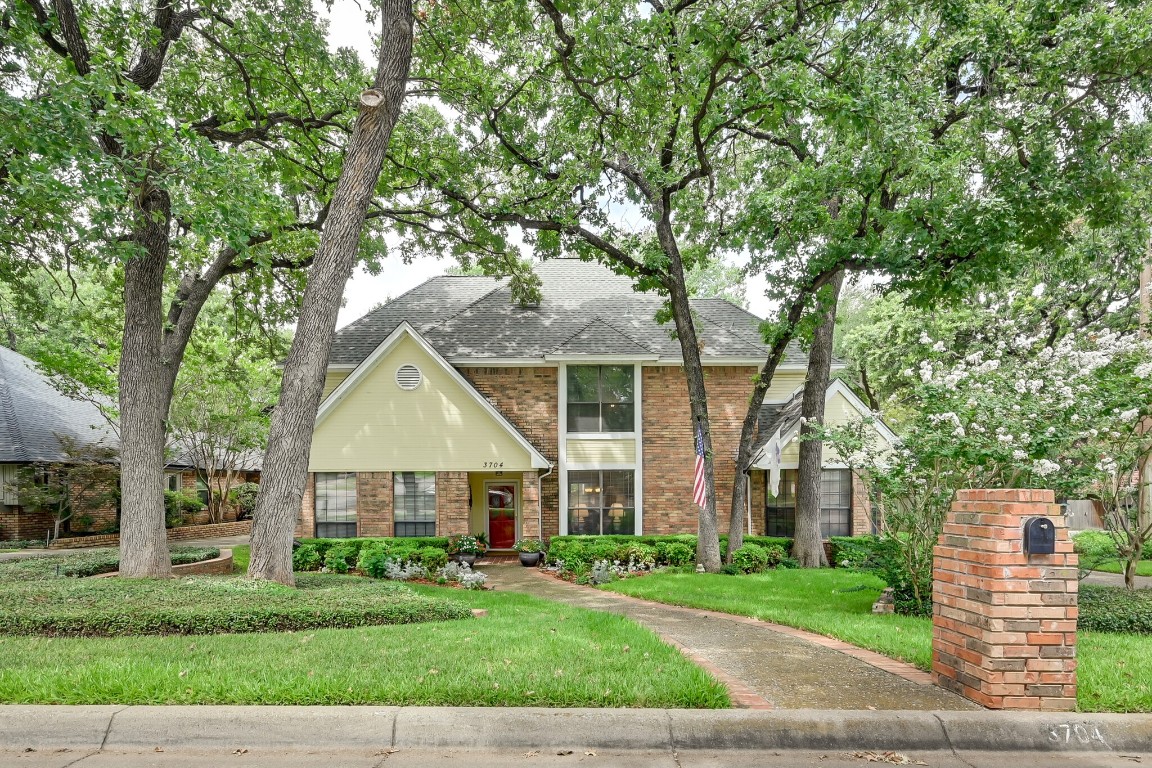 3704 Yachtclub Drive Arlington TX 76016