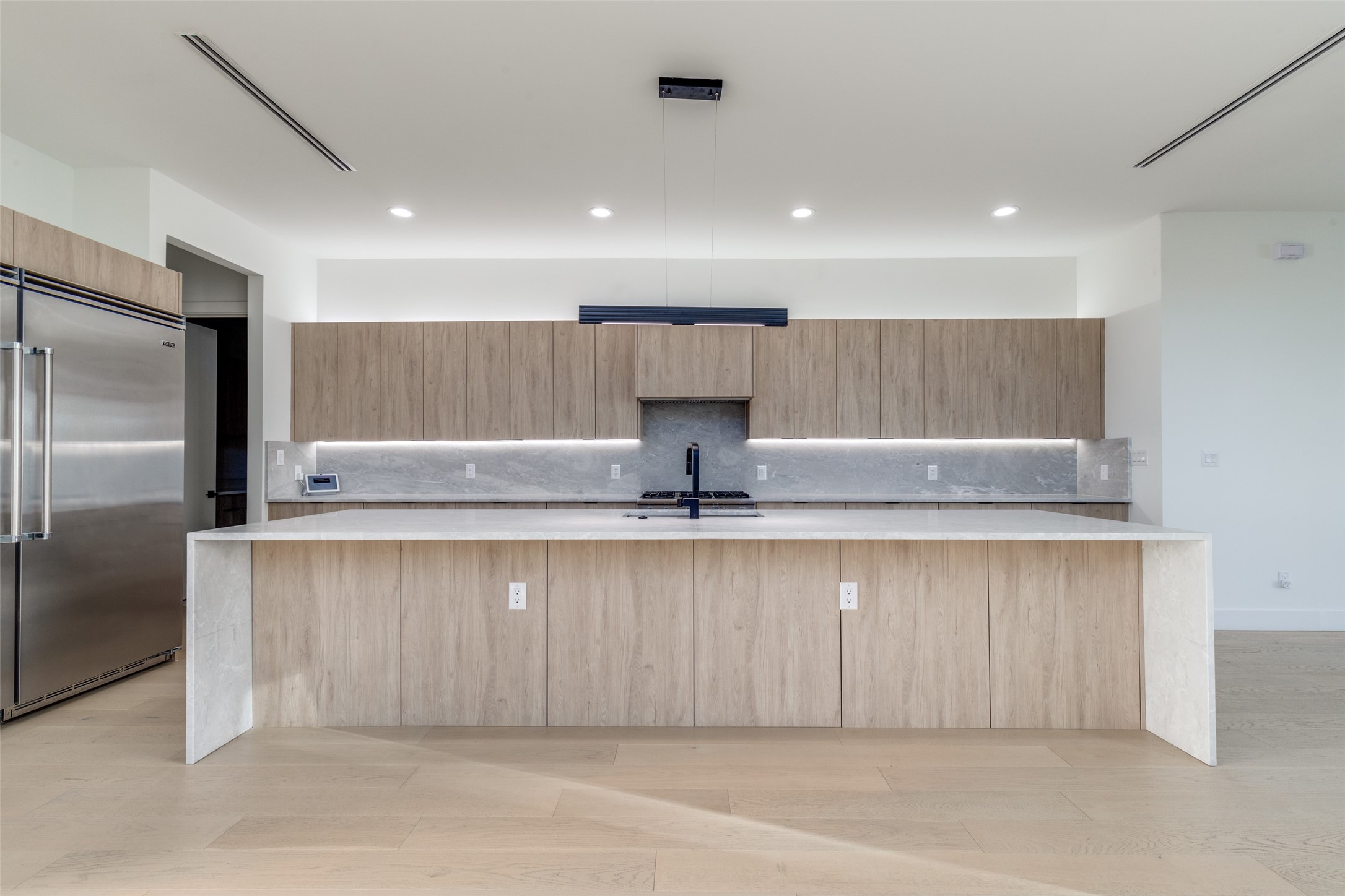 1844 Mcmillan Avenue Dallas TX 75206