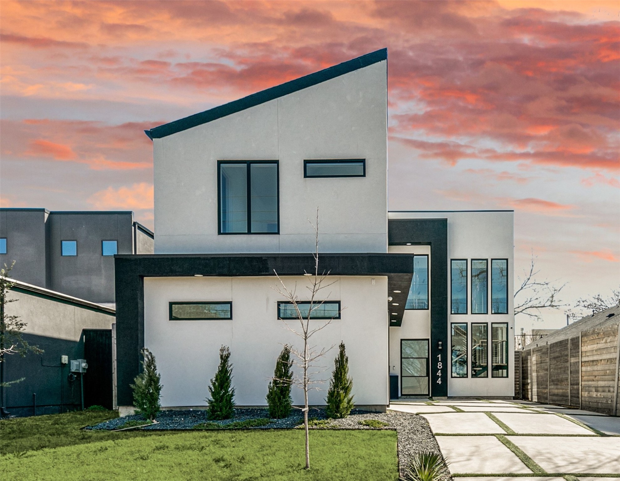 1844 Mcmillan Avenue Dallas TX 75206