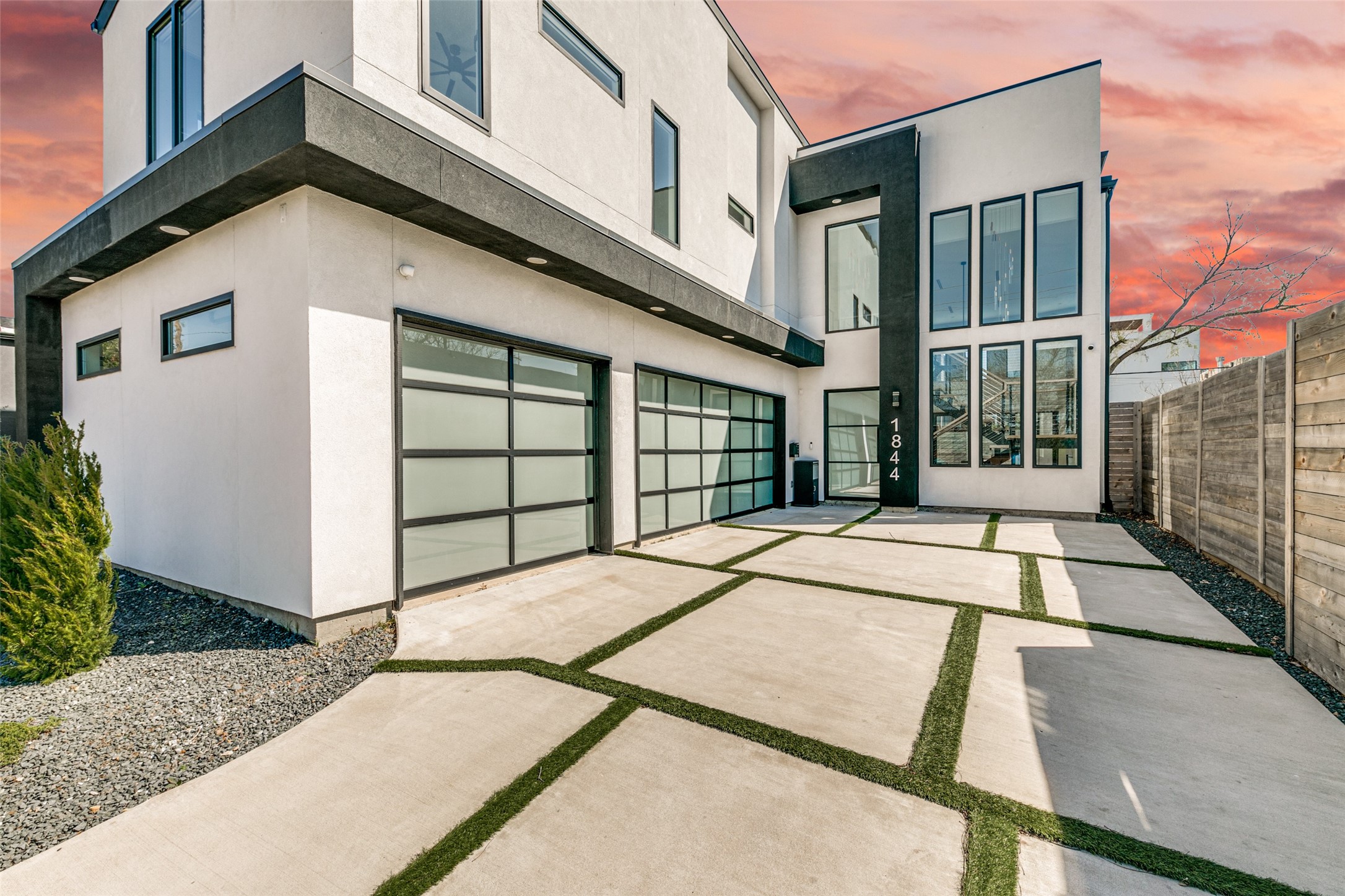 1844 Mcmillan Avenue Dallas TX 75206