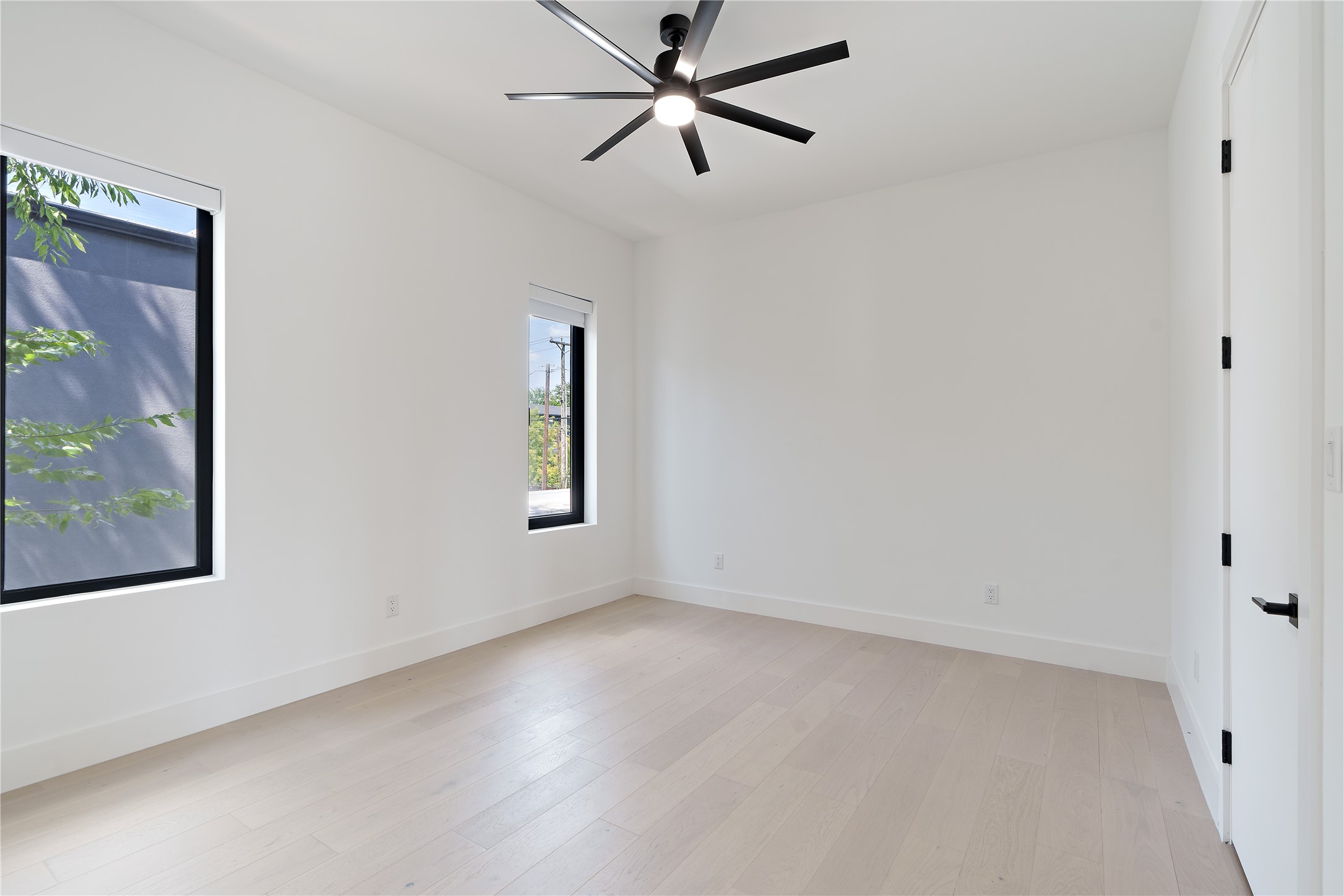 1844 Mcmillan Avenue Dallas TX 75206