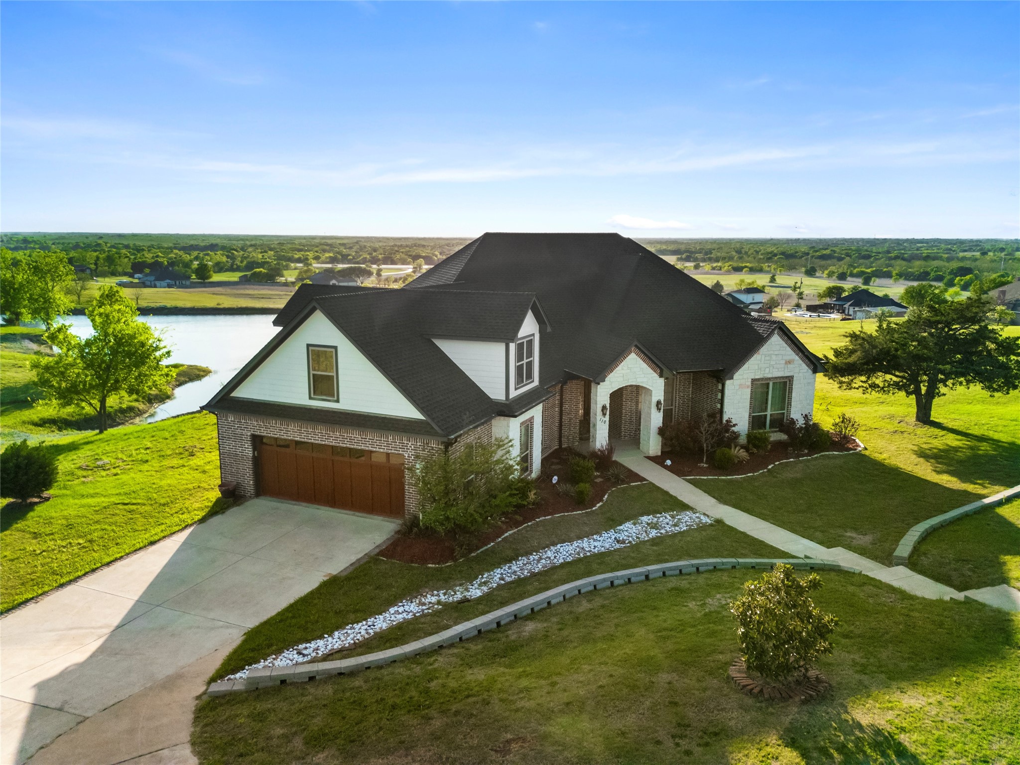 110 Eagles Roost Circle Ennis TX 75119