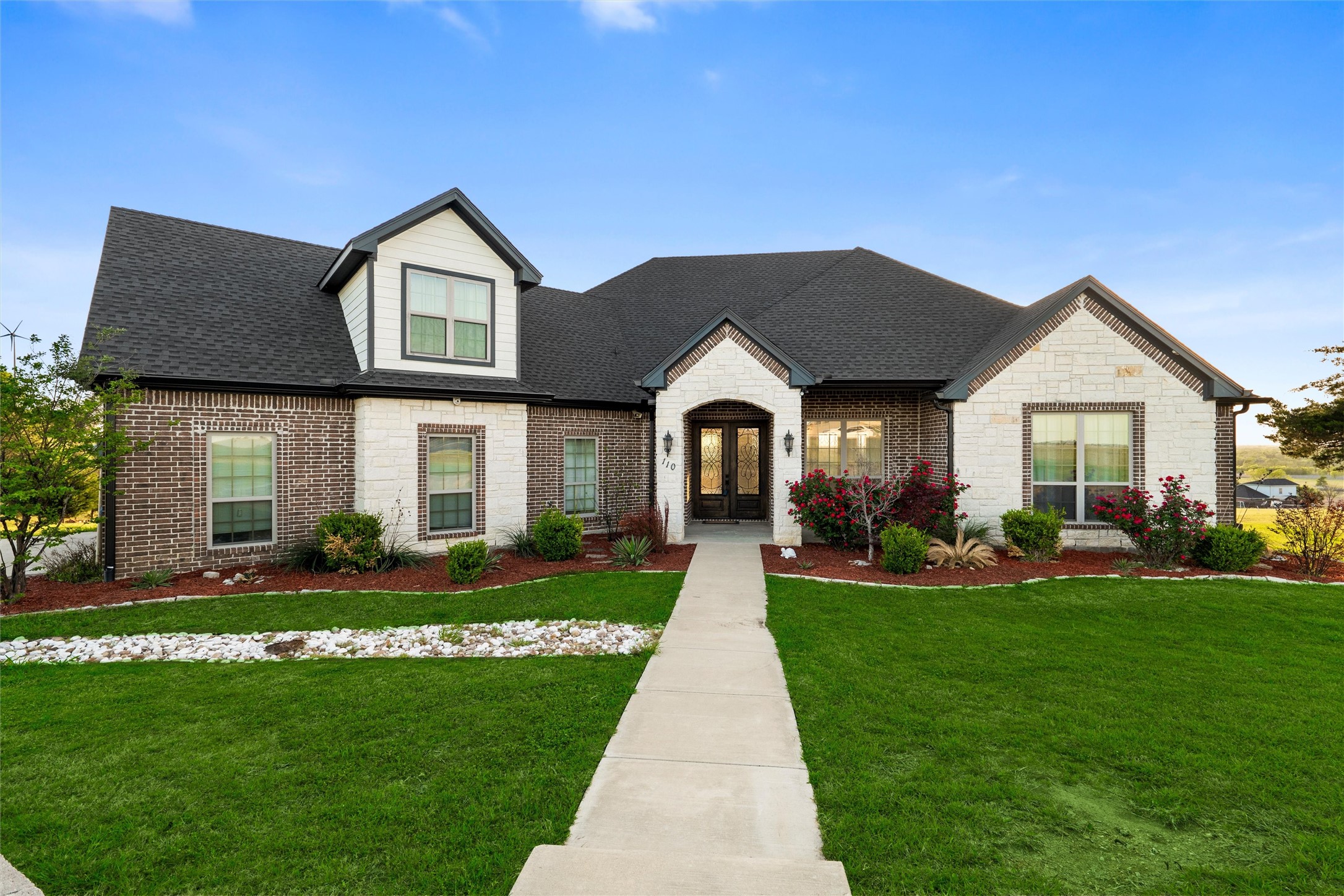 110 Eagles Roost Circle Ennis TX 75119
