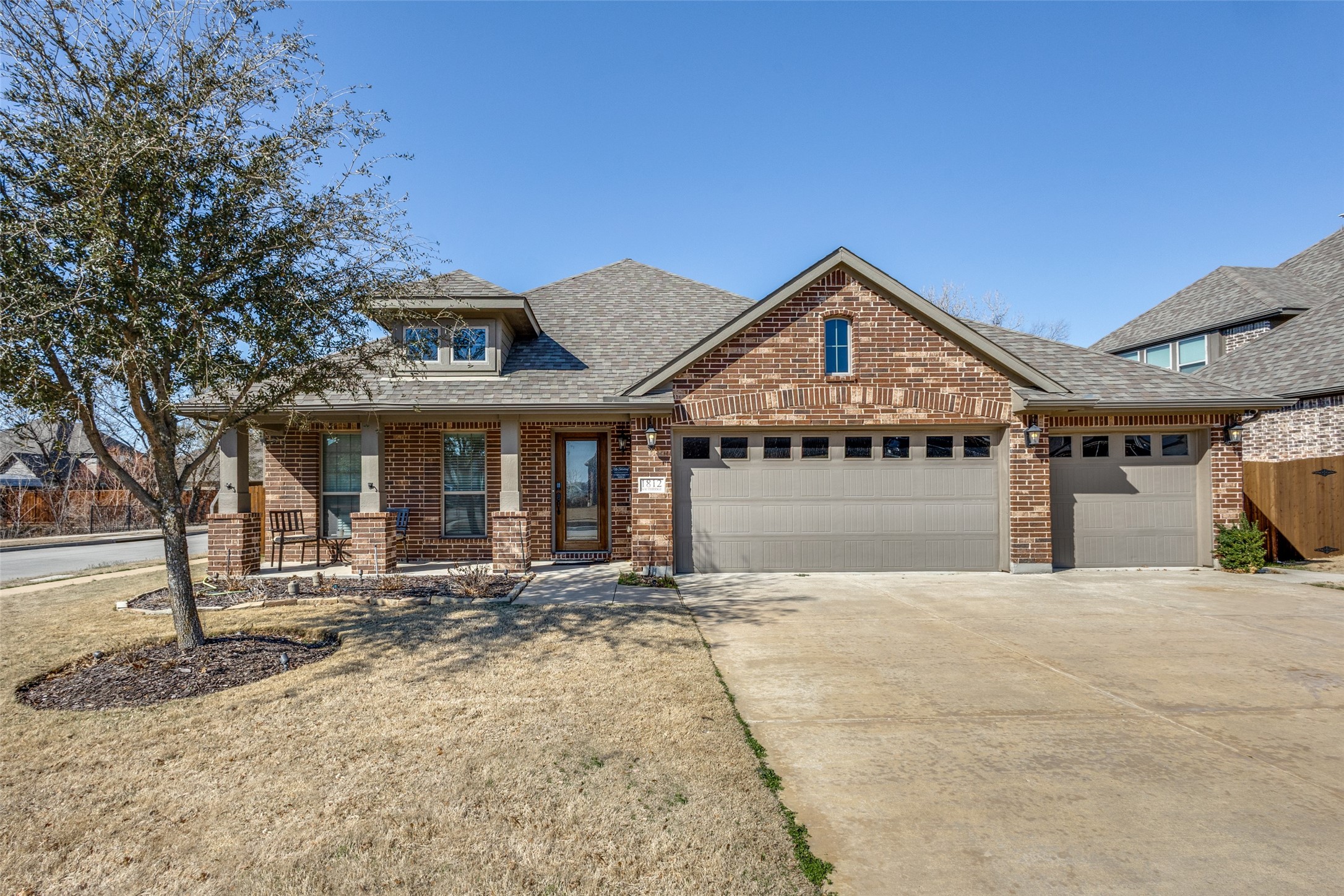 1812 Southridge Drive Van Alstyne TX 75495